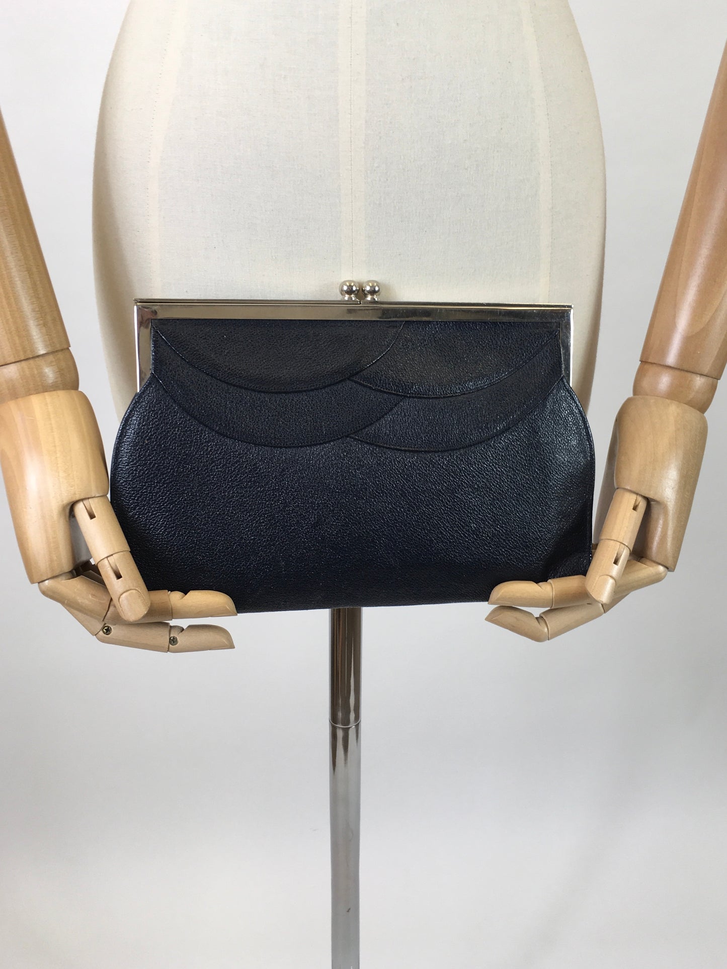 Original 30s Art Deco Clutch - Navy on a silver tone frame