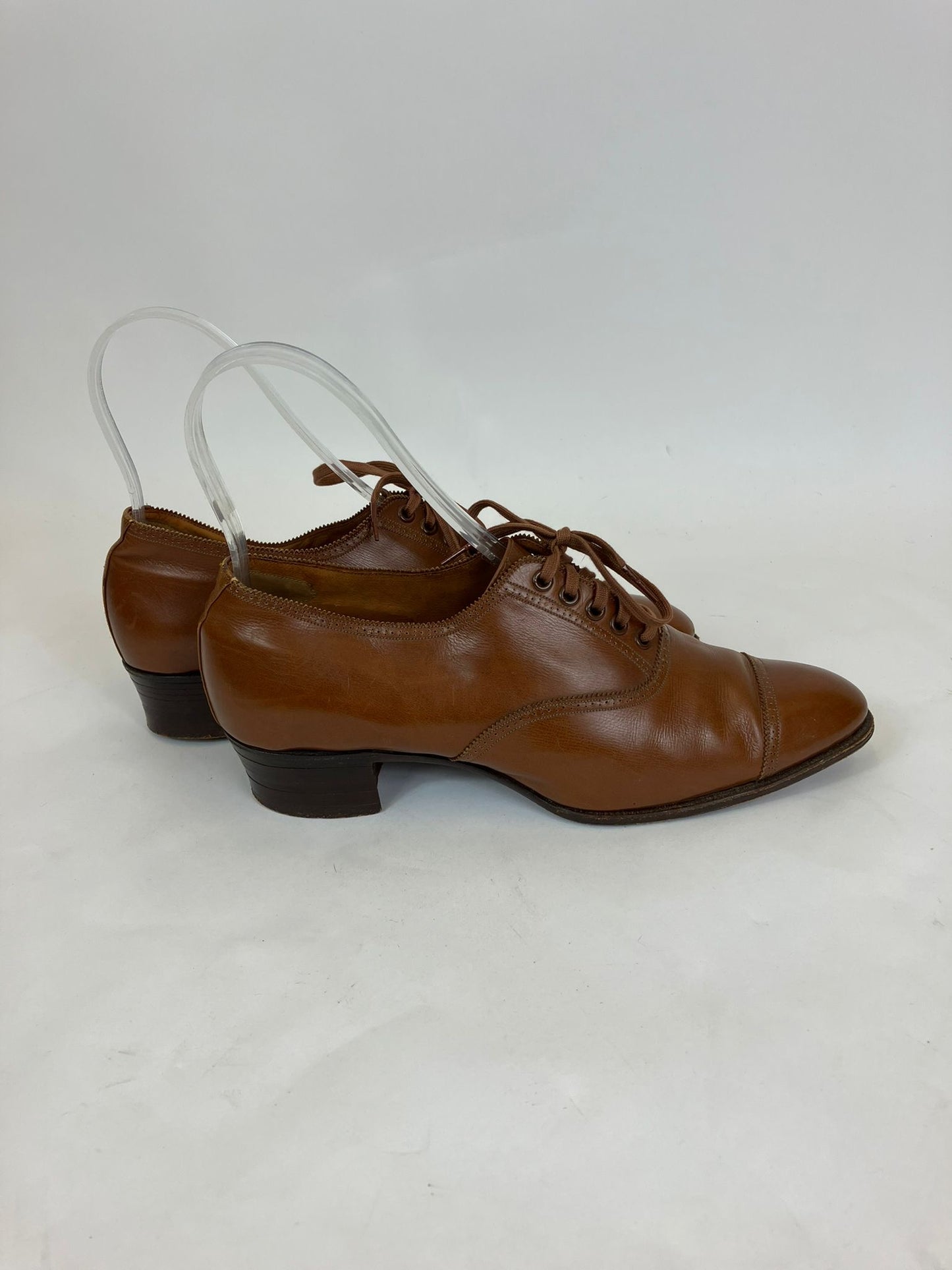 Original 1940’s Gorgeous brogues - tan leather