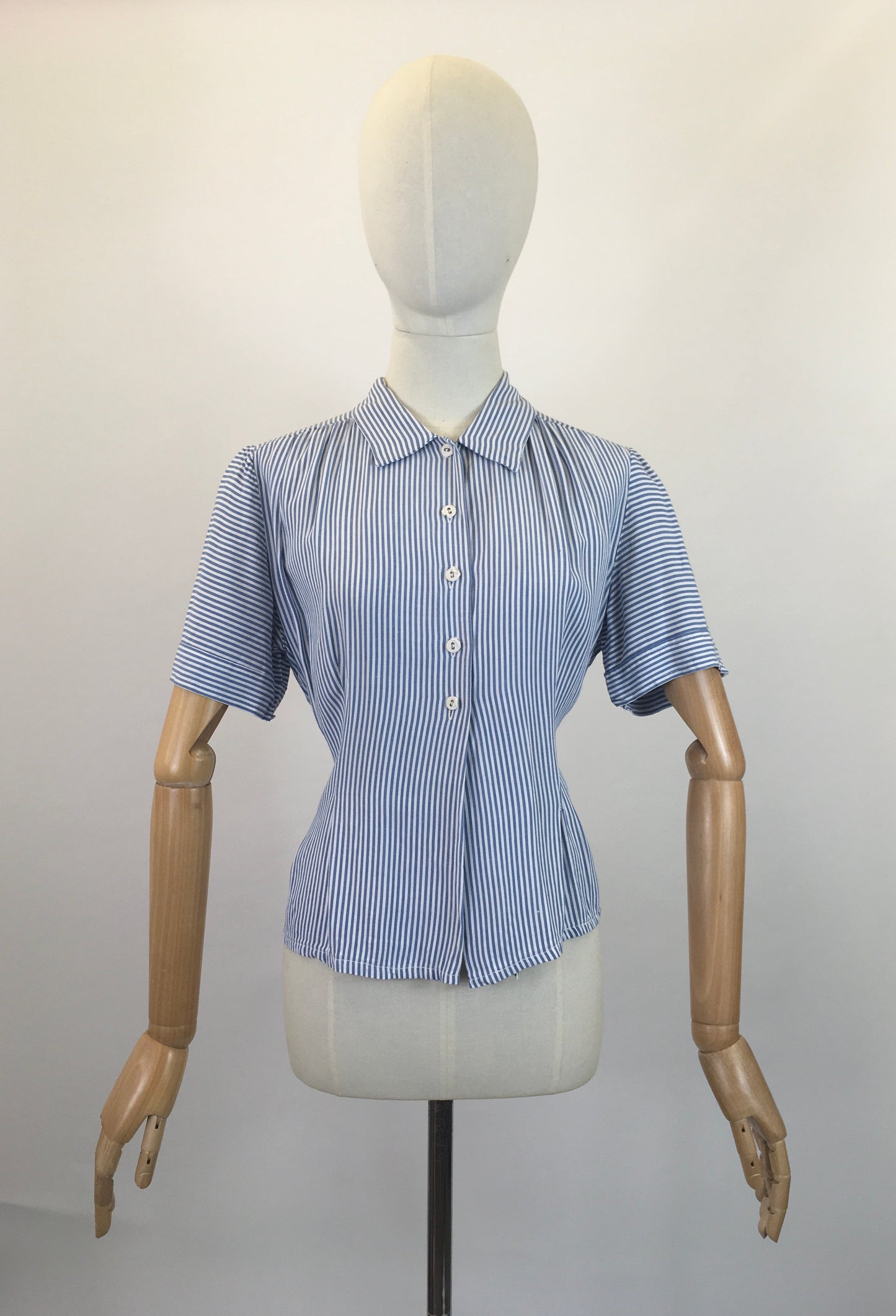 Original 1940’s Gorgeous Striped Blouse - in Blue/White