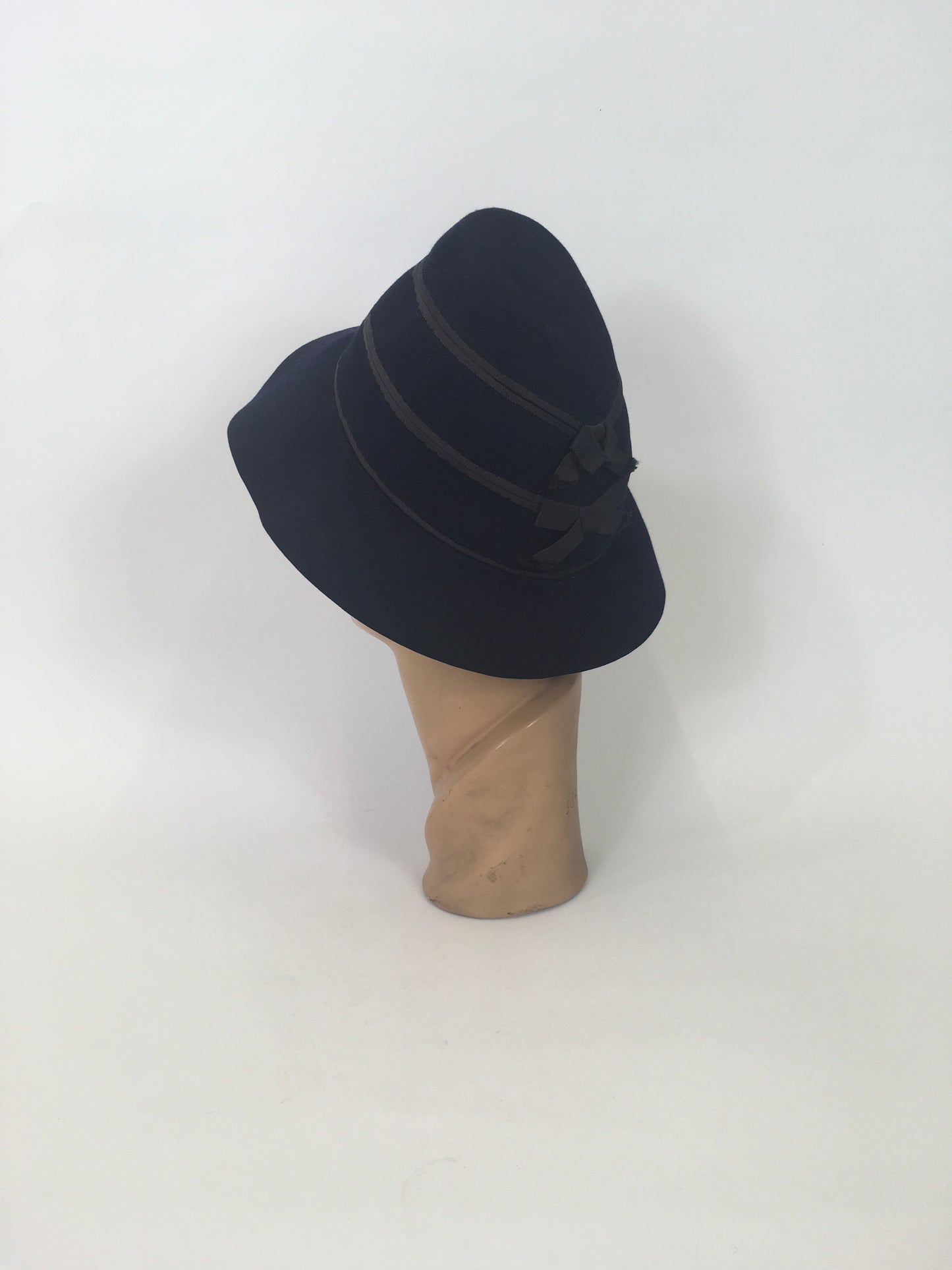 Original 1930’s / 1940’s Fedora Hat with Bow Detailing - In A Deep Navy