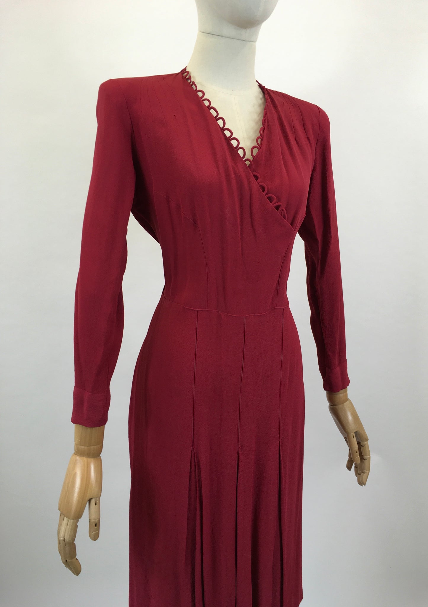 Original Dinner Plate 1940’s Cocktail dress - Wine Red