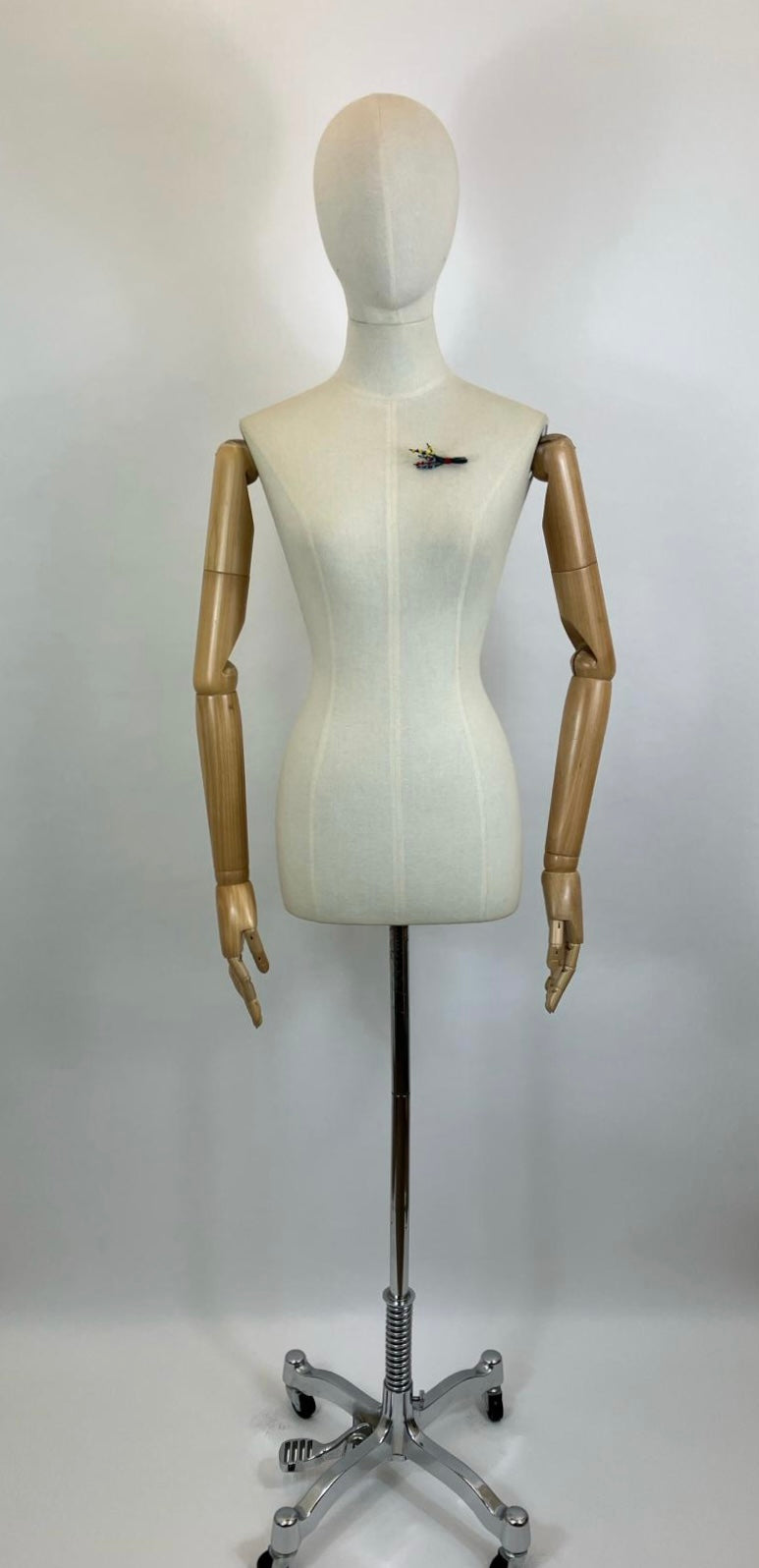 Original 1940’s Make Do & Mend Telephone Cord multicoloured brooch