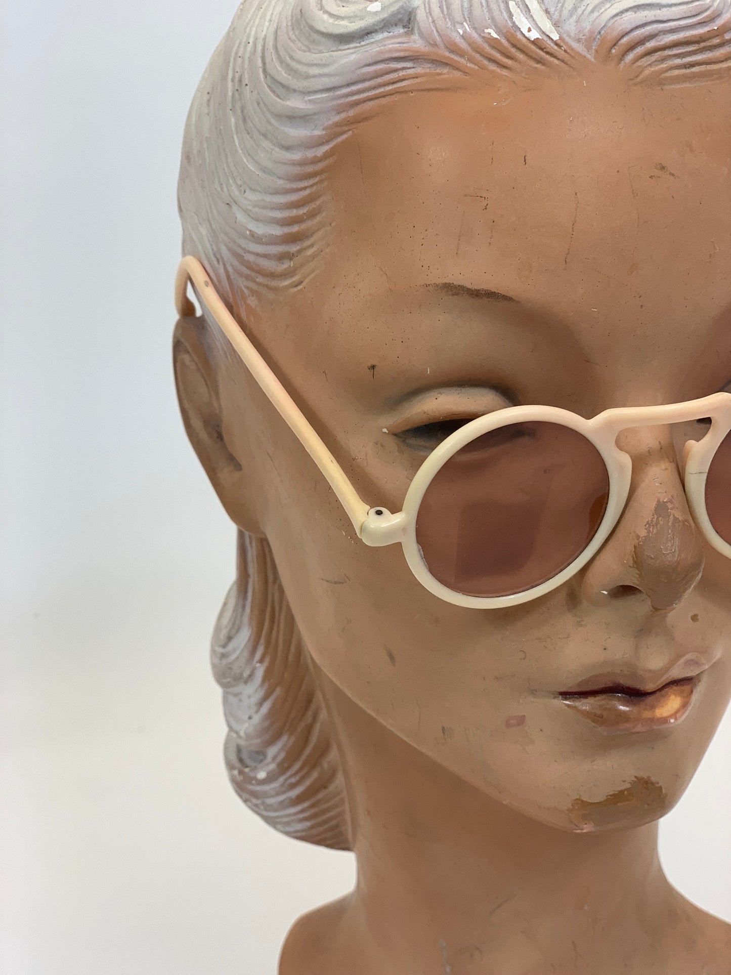 Original 1940’s tinted sunglasses - cream
