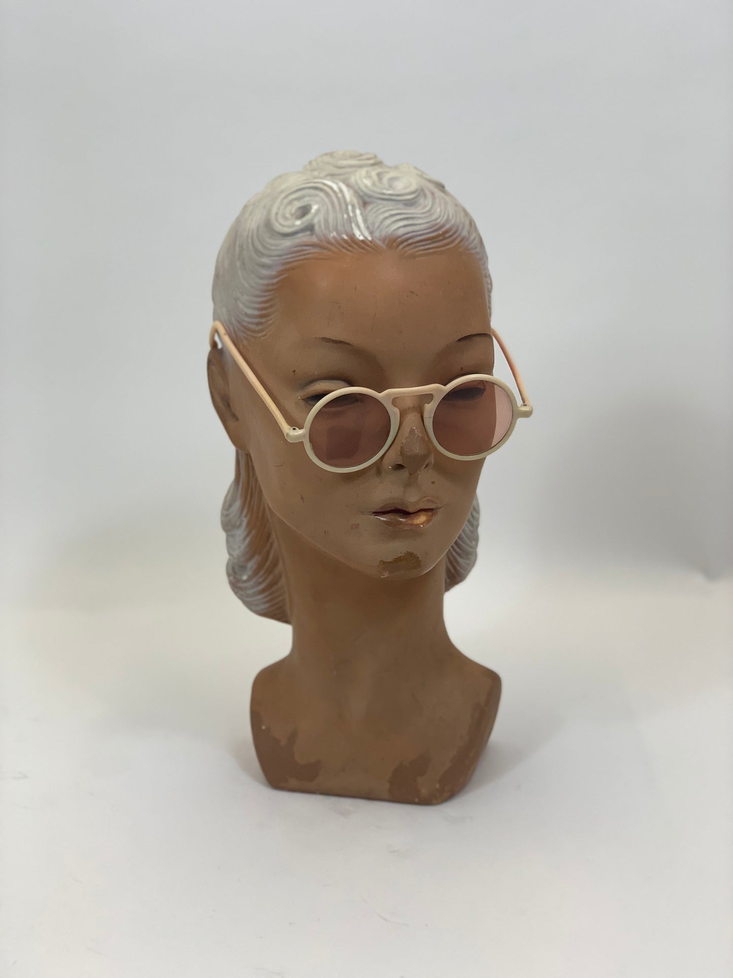 Original 1940’s tinted sunglasses - cream