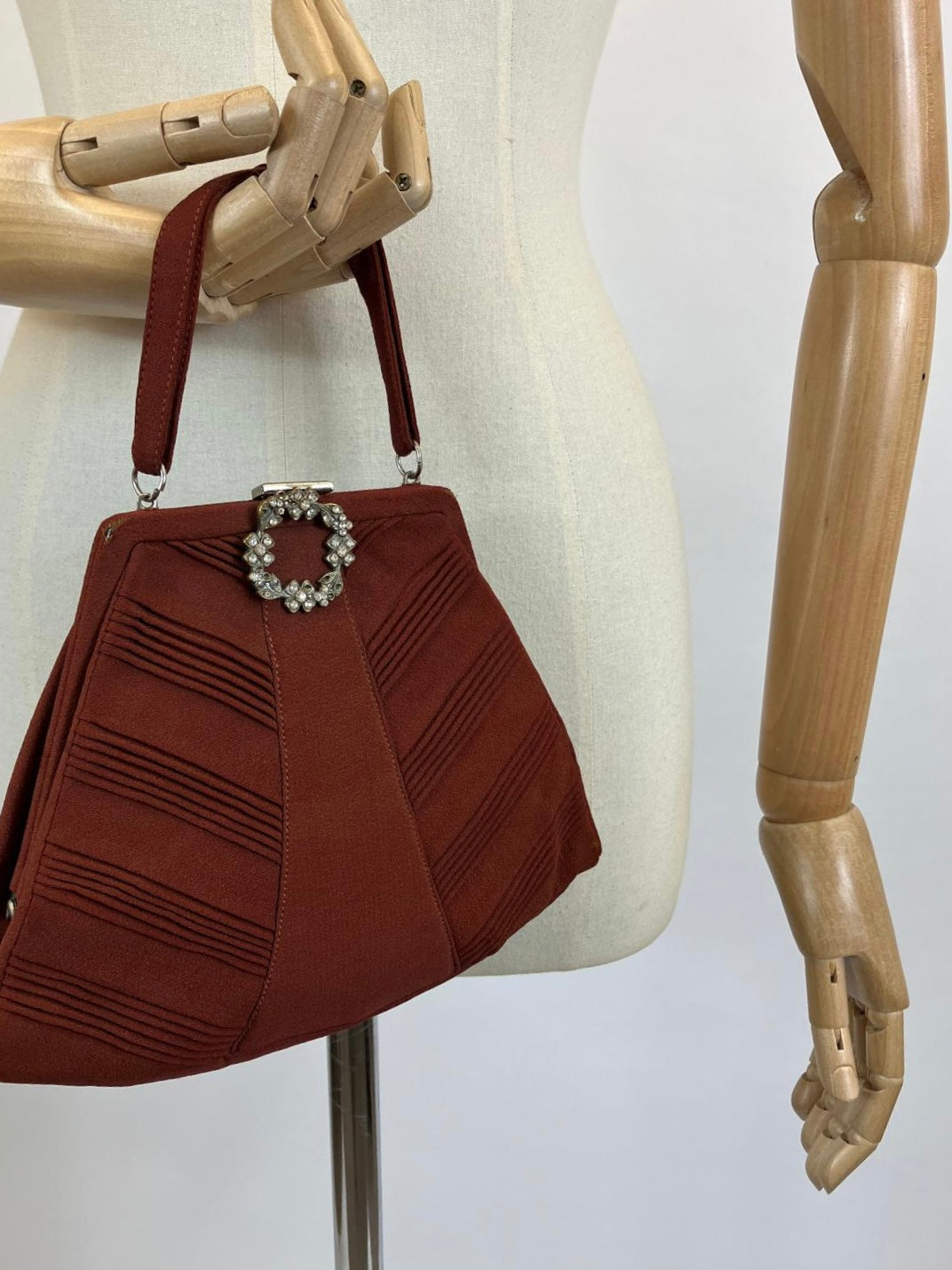 Original Gorgeous 1930’s/40’s Fabric Evening bag - in Cinnamon