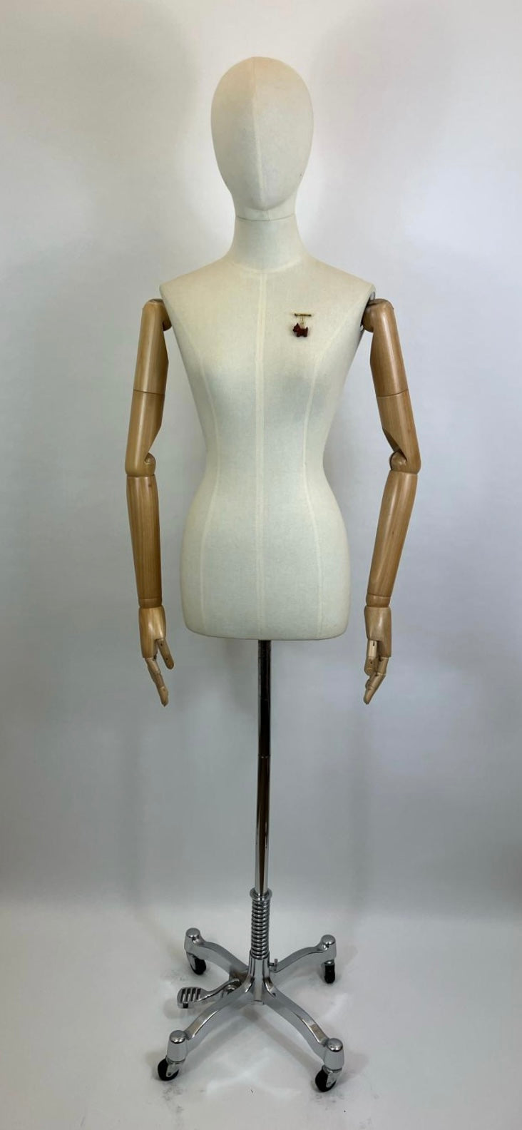 Original 1940’s/ 1950’s Dangly Dog Brooch