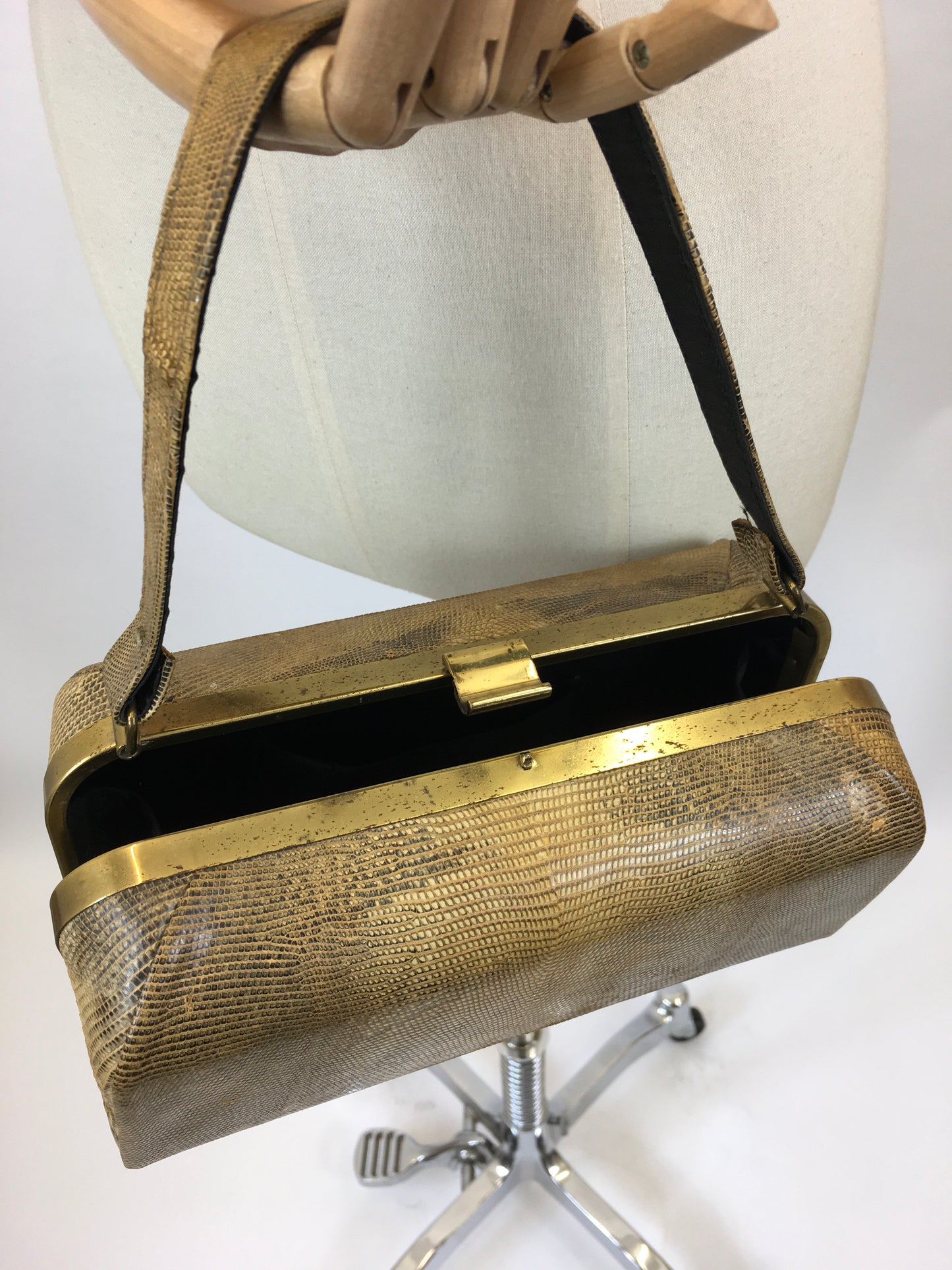 Original 1940’s Snakeskin Box Handbag.