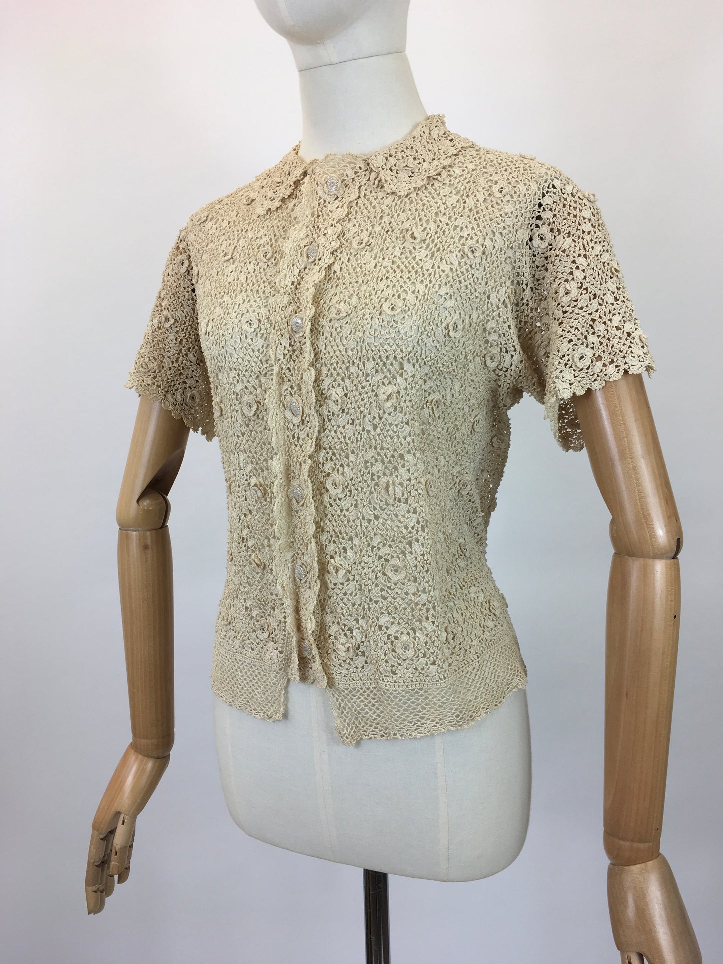 Original 30’s Crochet Blouse - in Cream