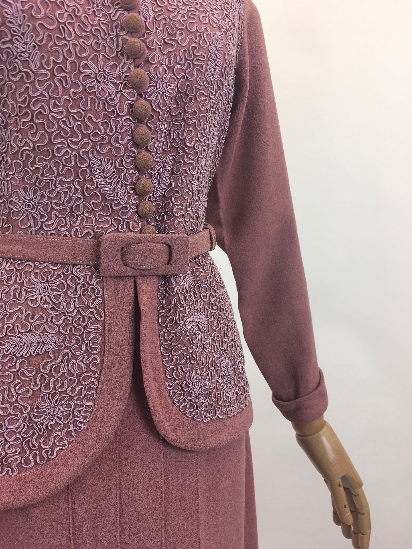 Original 1940’s Gorgeous 2pc suit - in a Dusky Rose