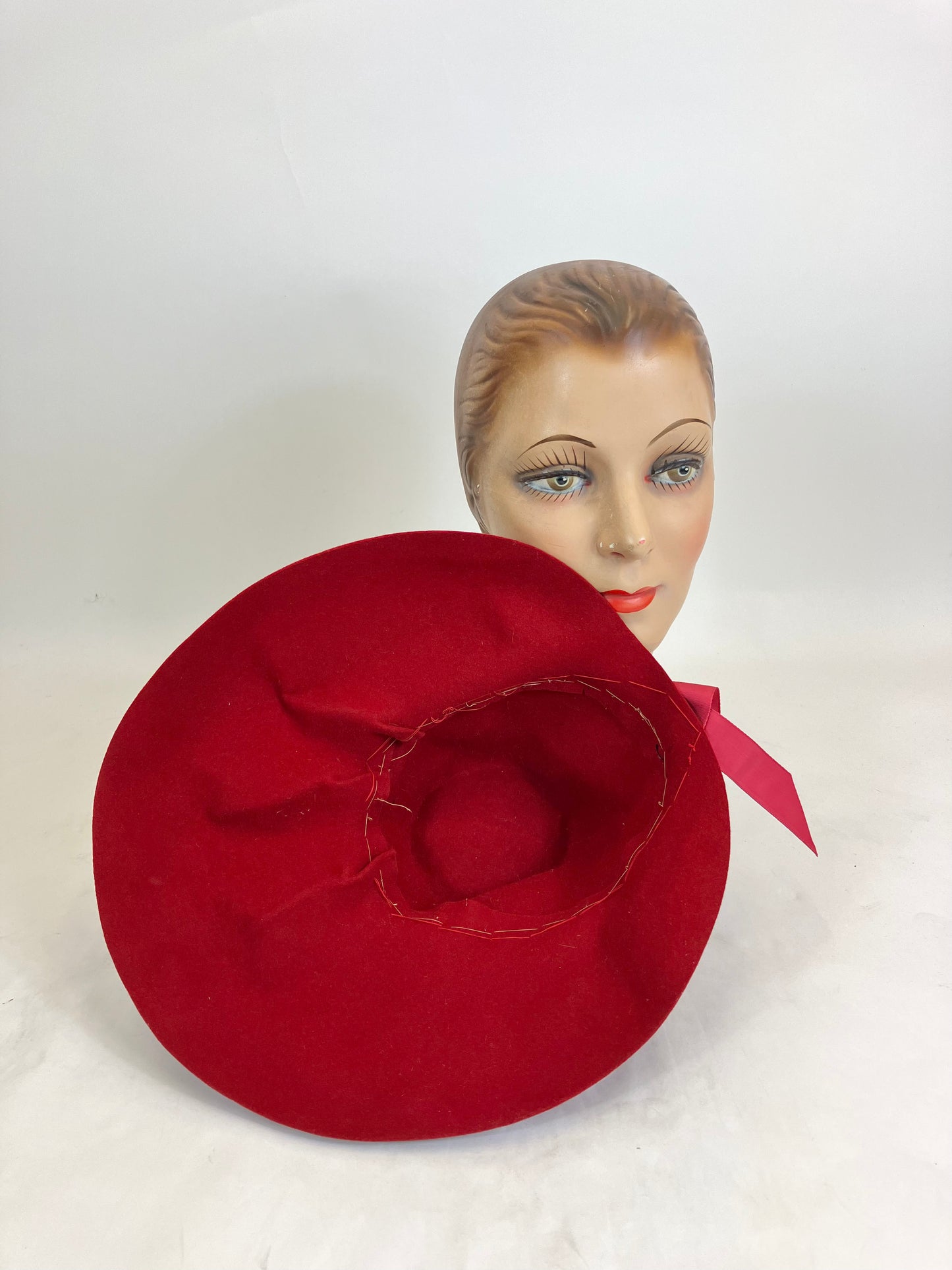 Original 1940’s Fabulous Felt Hat - Cherry Red