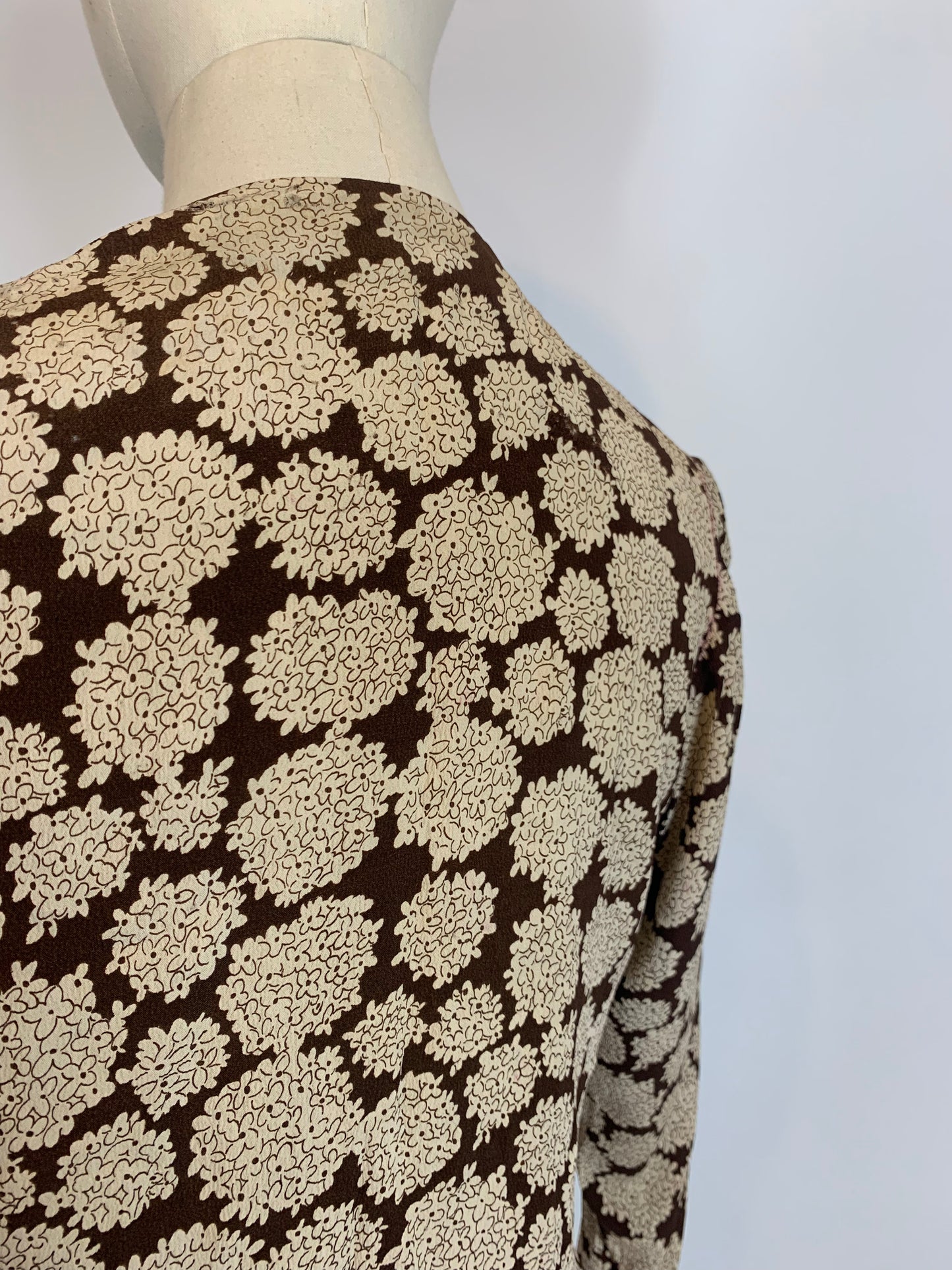 Original 1930’s Beautiful silk Blouse - Brown / Cream