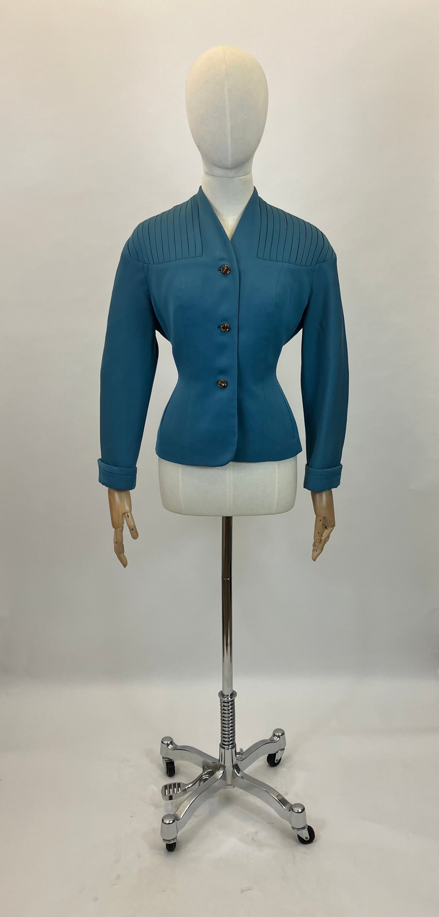 Original Late 1940's beautiful 'new look' era jacket - in Teal