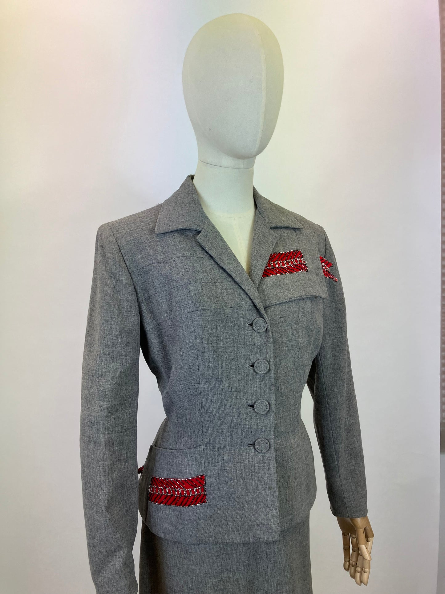 Original 1940’s Fabulous 2pc suit - in Grey with Red accent detailing