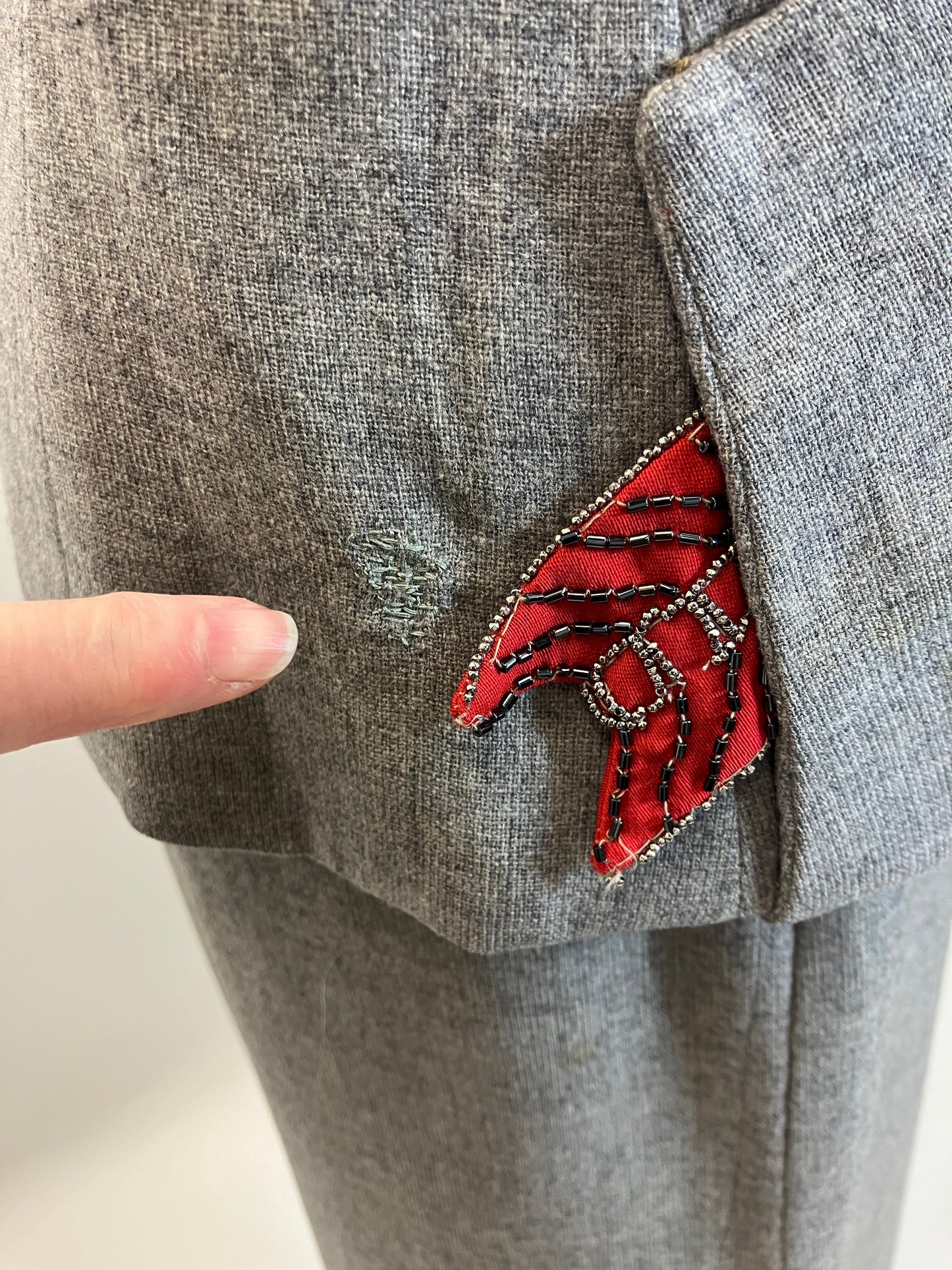 Original 1940’s Fabulous 2pc suit - in Grey with Red accent detailing