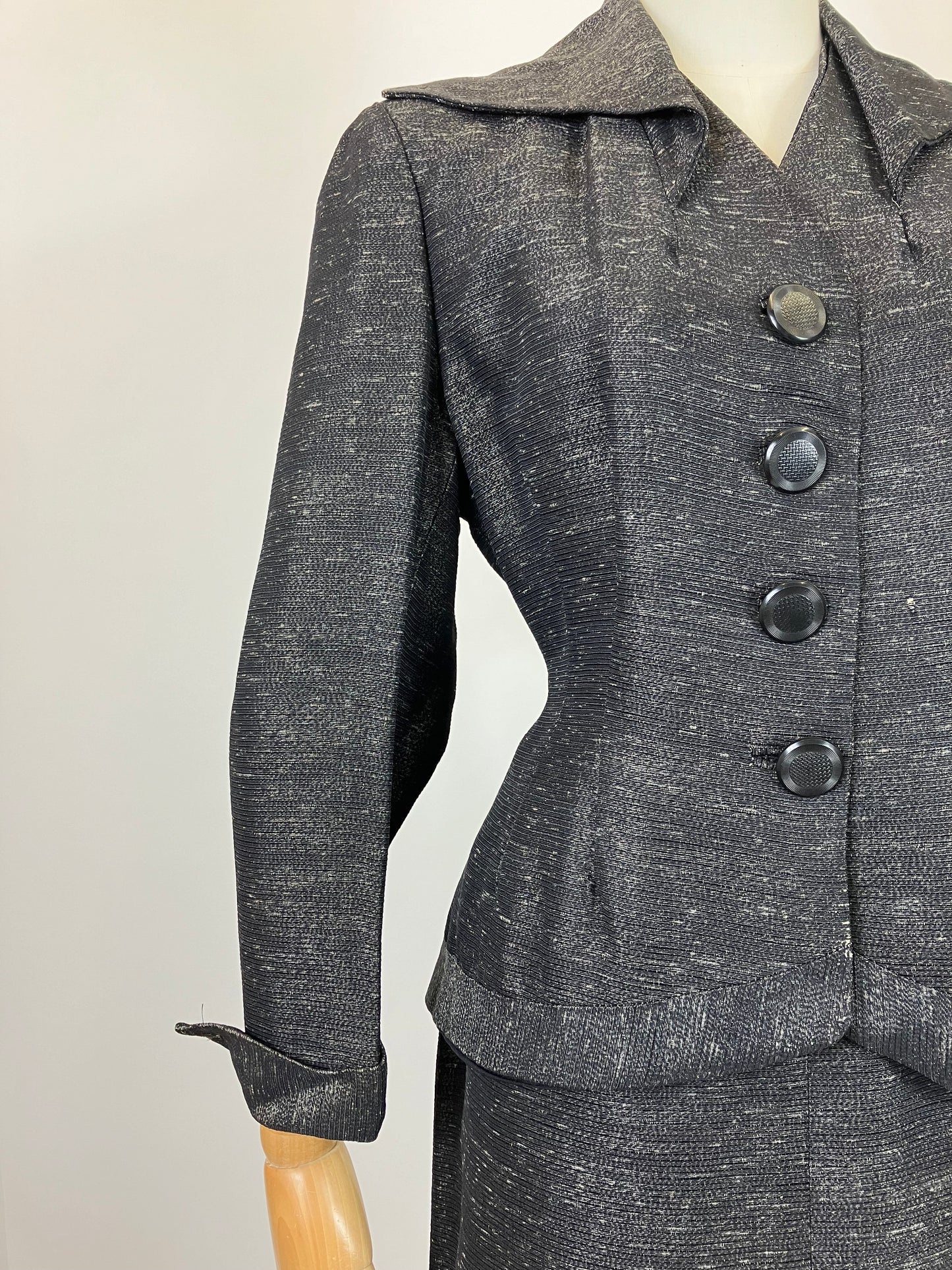 Original Late 40’s  Beautiful Fleck suit - in Charcoal