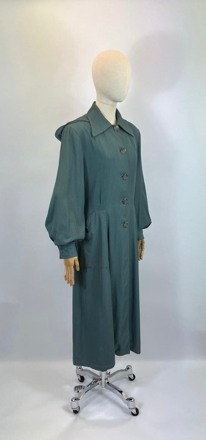 Original 1940’s RARE Amazing Hooded Rain Coat - in Airforce Blue
