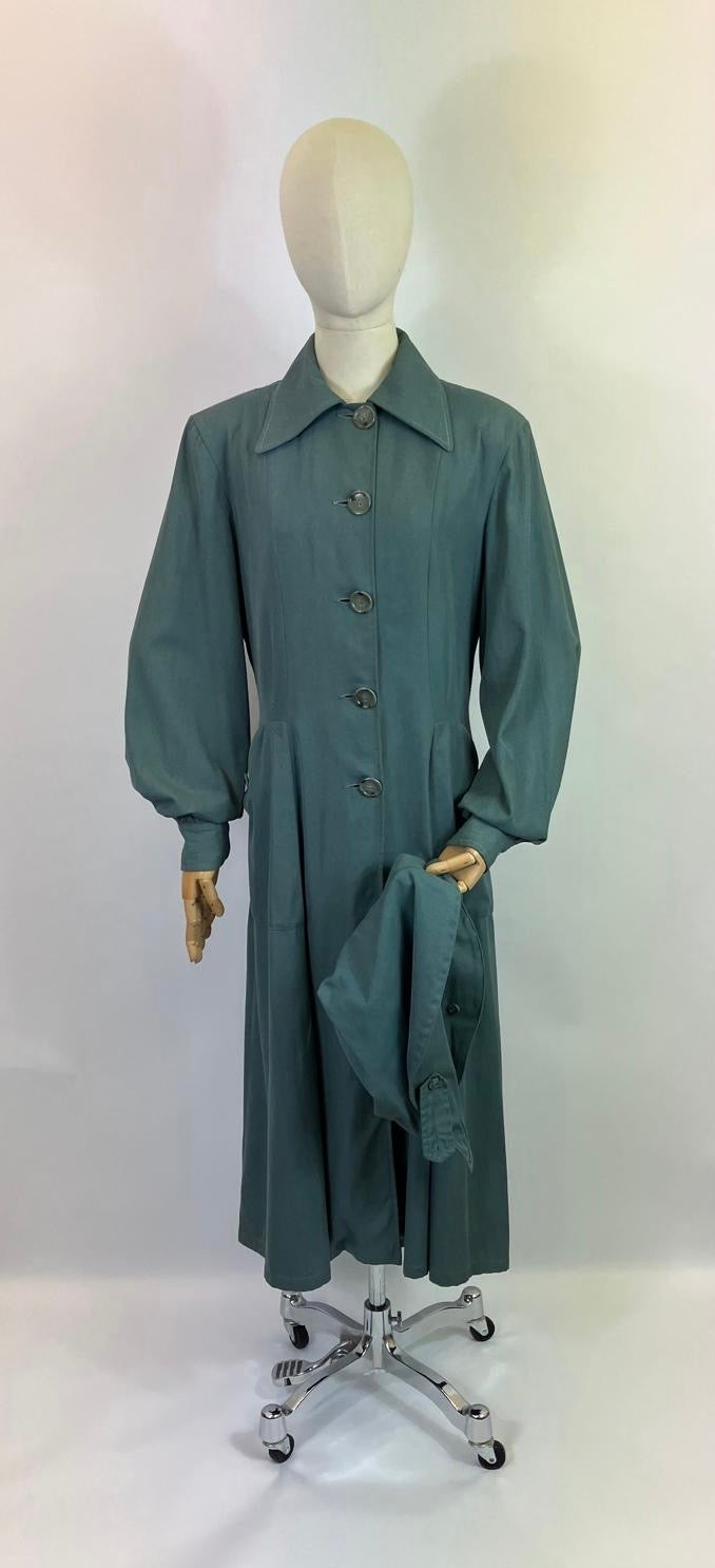 Original 1940’s RARE Amazing Hooded Rain Coat - in Airforce Blue