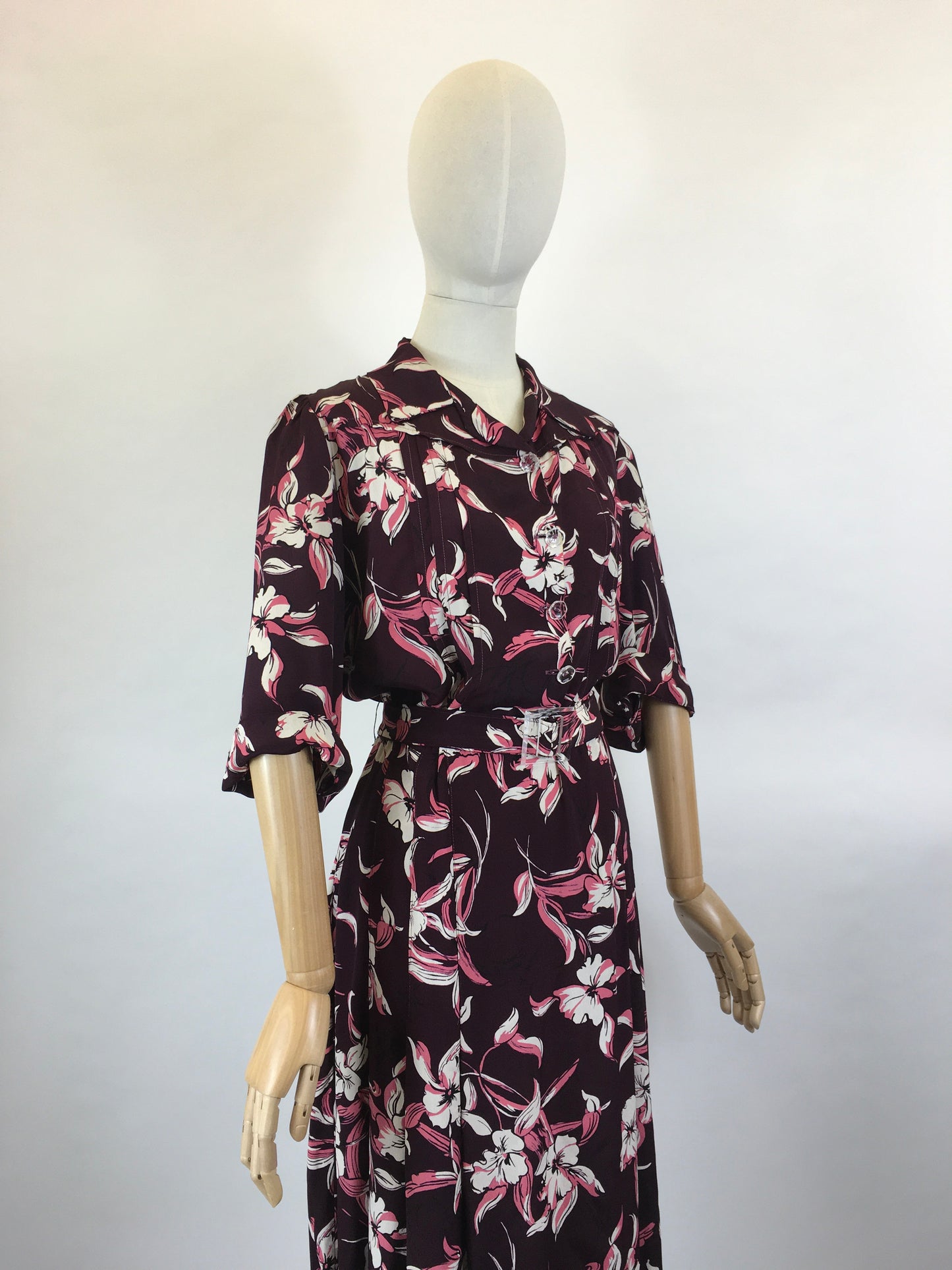 Original 1940’s Stunning Volup Rayon Dress - In A Winter Berry Floral