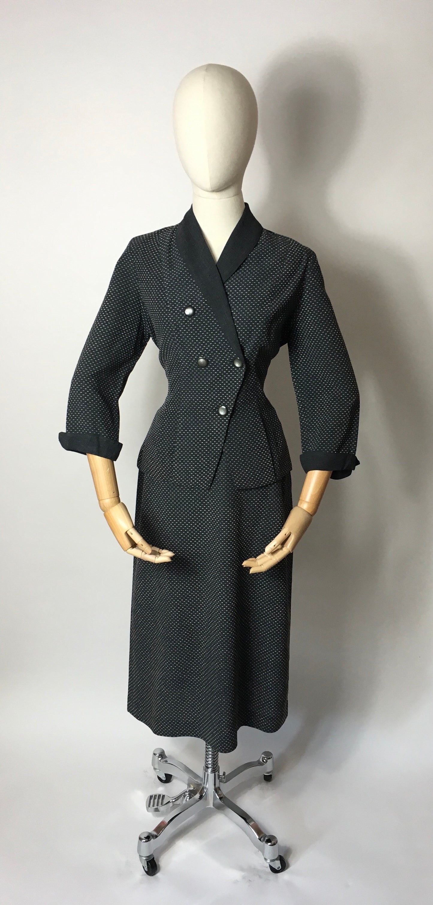 Original 1940’s Slate Grey Lightweight Suit - A lovely Asymmetric Front Shape Detailing