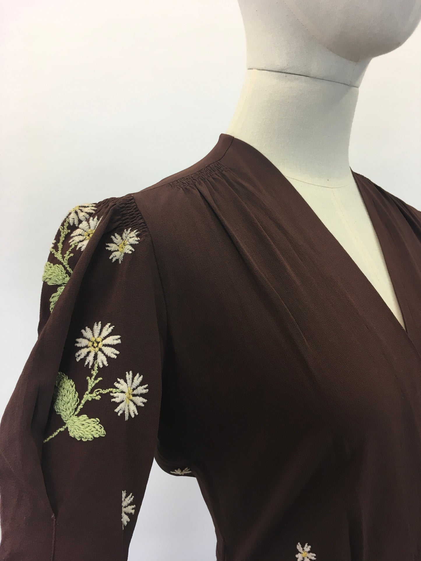 Original Sensational Late 1930's Early 1940's ' Princess Frocks' Dress - In Warm Brown & Embroidery In Yellow & Green