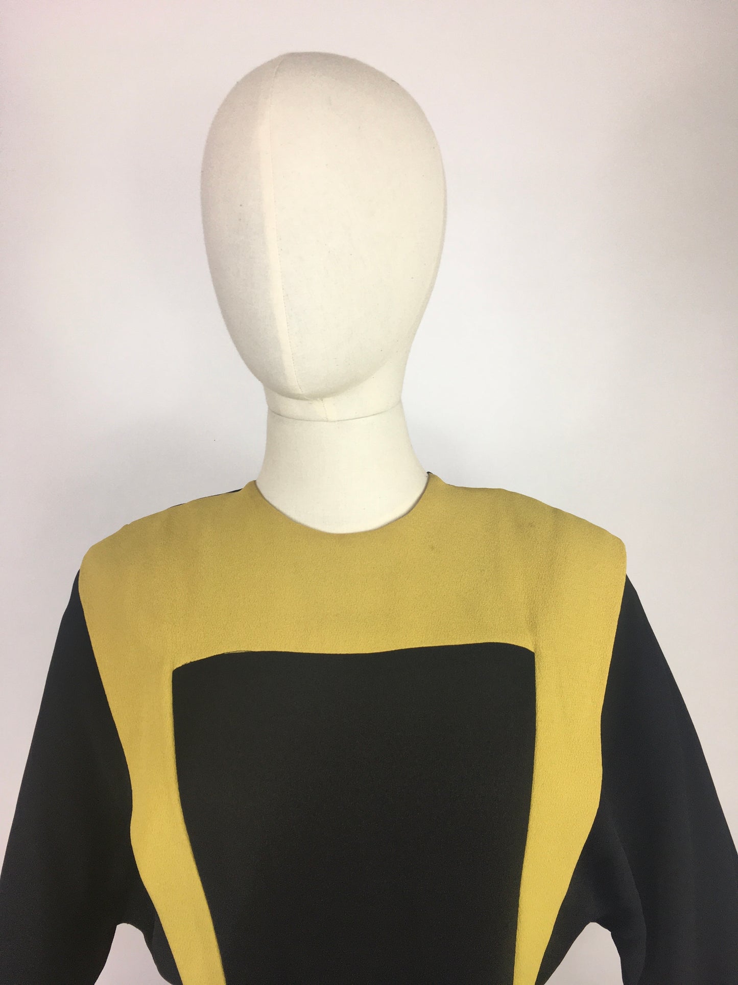 Original 1940’s Amazing Colour Block Dress with Strong Shoulders - In a Black & Chartreuse Colour Block