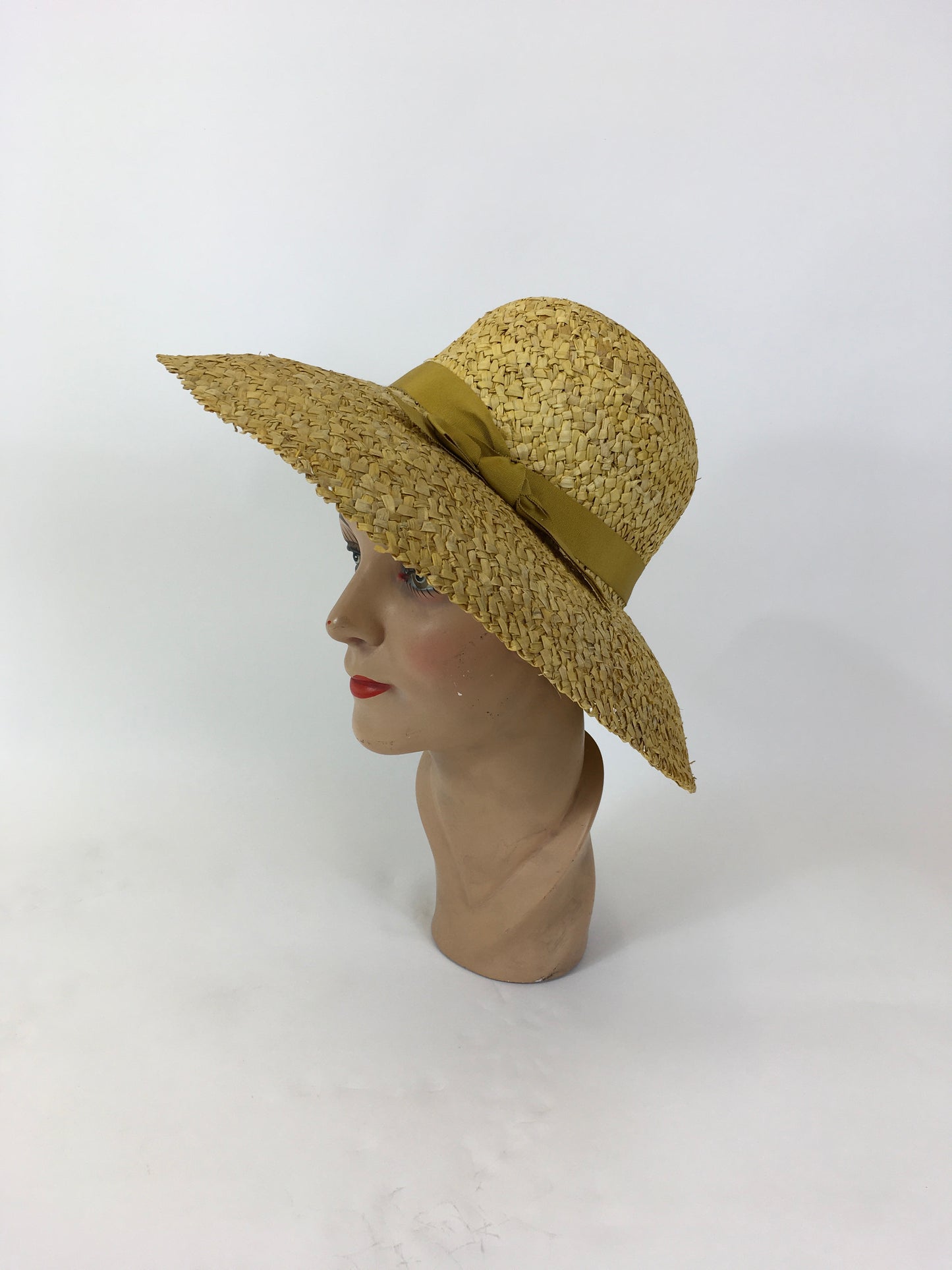 Original Early 1930’s Sensational Raffia Straw Hat - In Sunshine Yellow With Ribbon Trimming