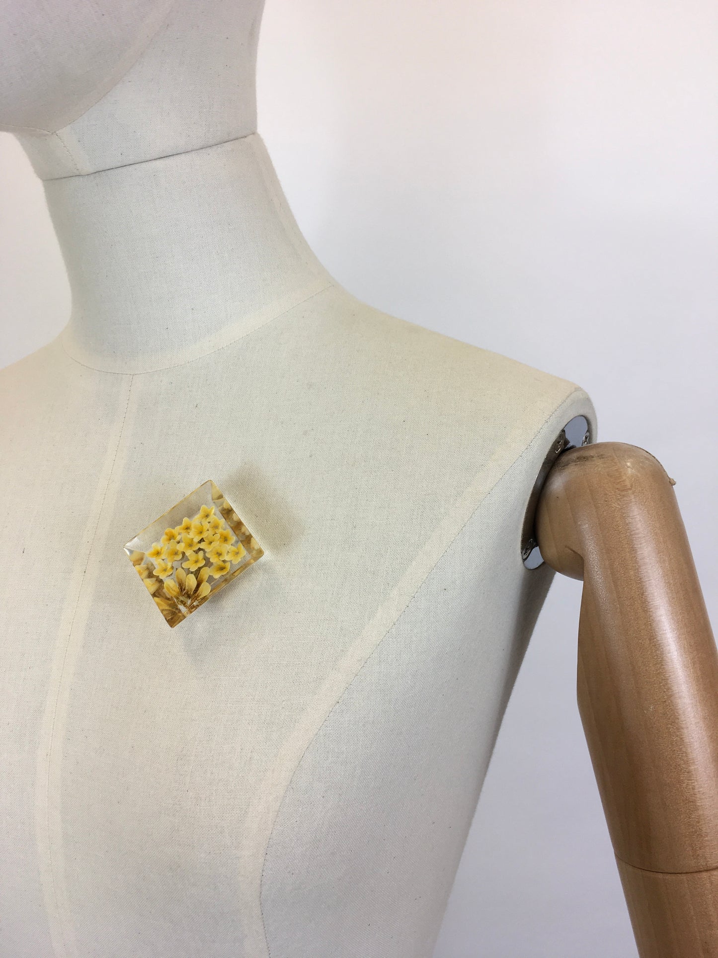 Original 1950’s Darling Floral Reverse Carved Lucite Brooch - Sunshine Yellow Flora