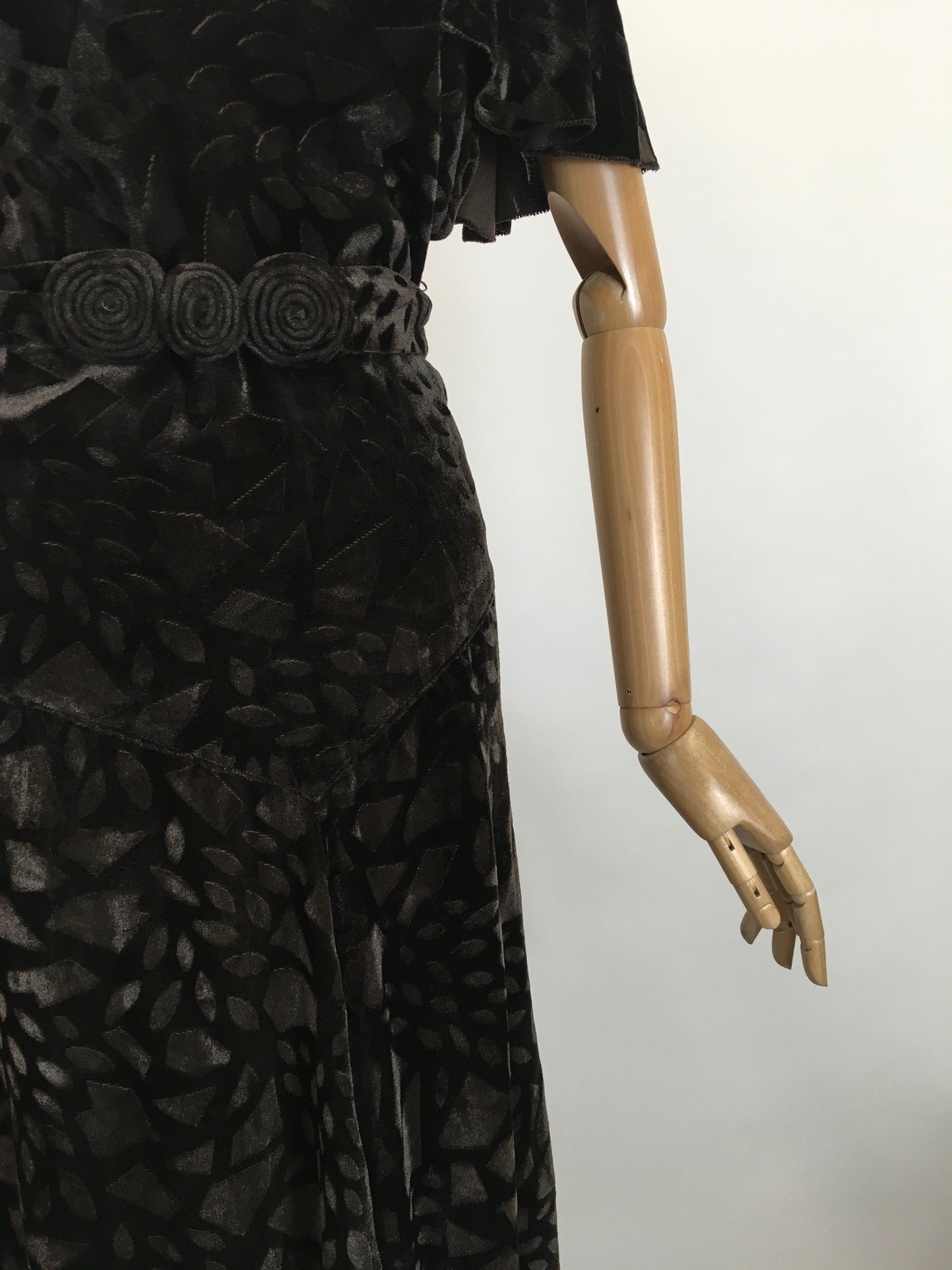 Original 1930's Sensational Evening Gown - In A Rich Dark Chocolate Devore