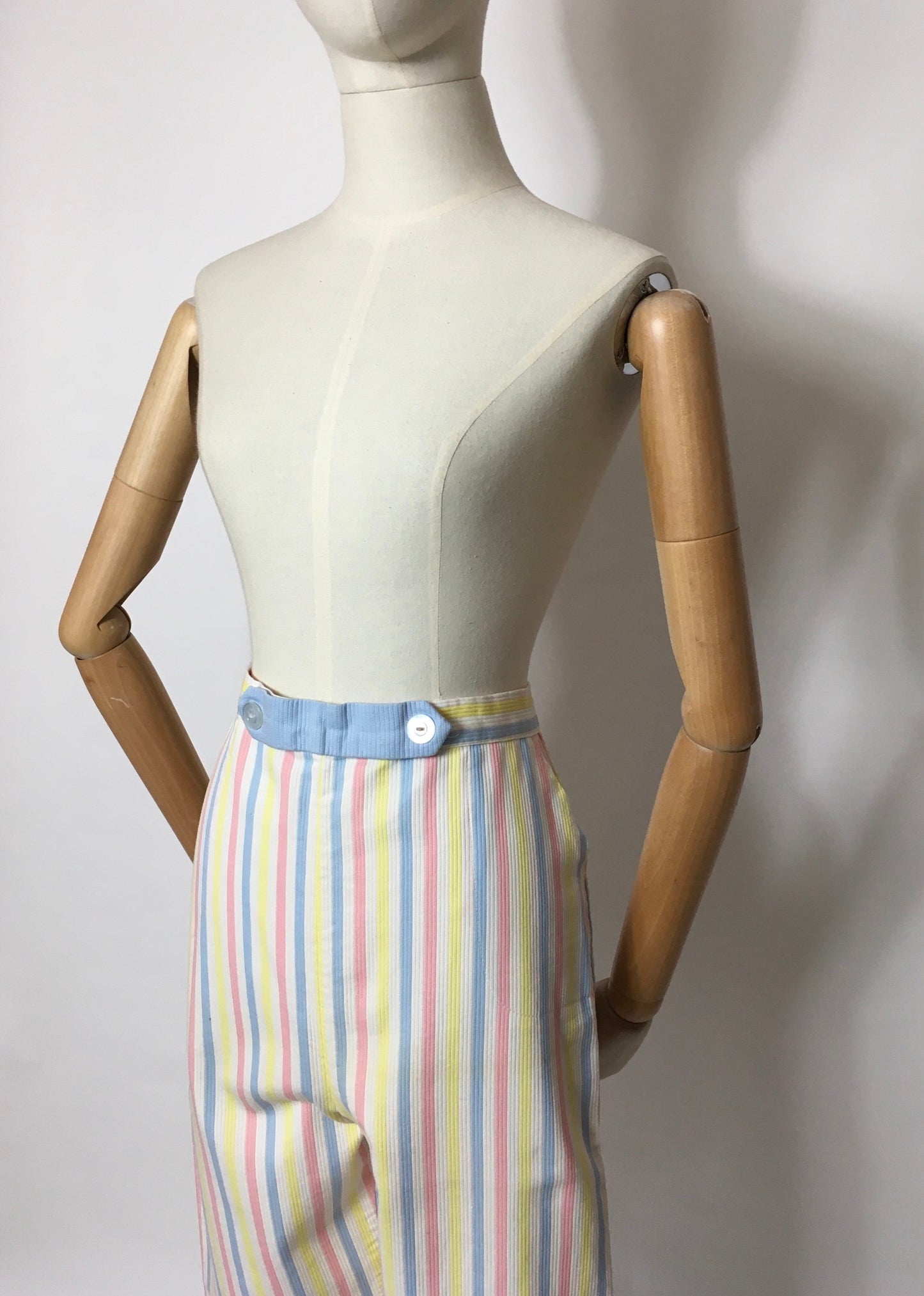 Original 1950s Capri Pants - In a Pastel Colour Pallet Almost Good Enough to Eat