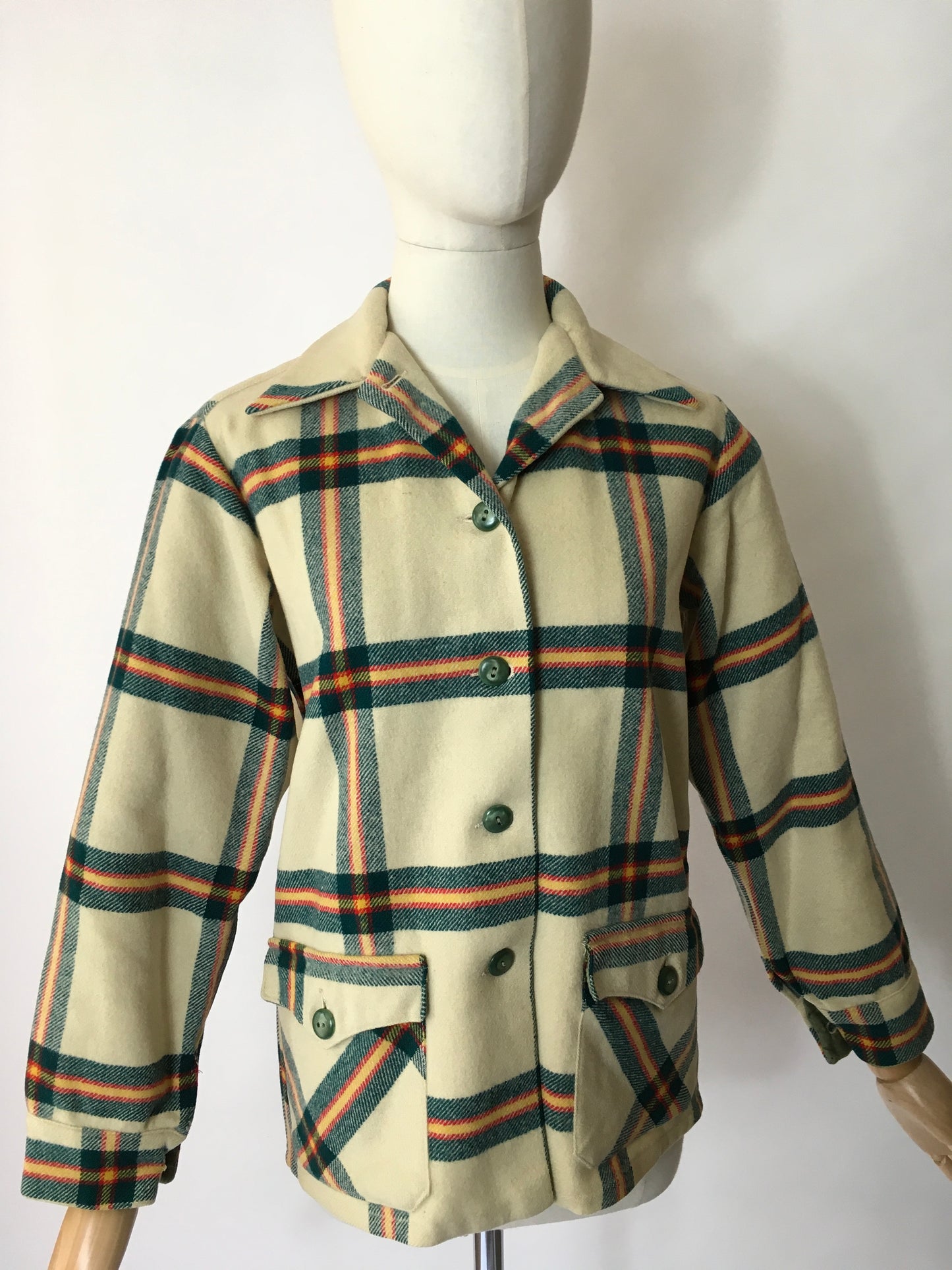Original 1940’s American Jacket - In a lovely Plaid In Red, Green & Yellow on a Soft Cream