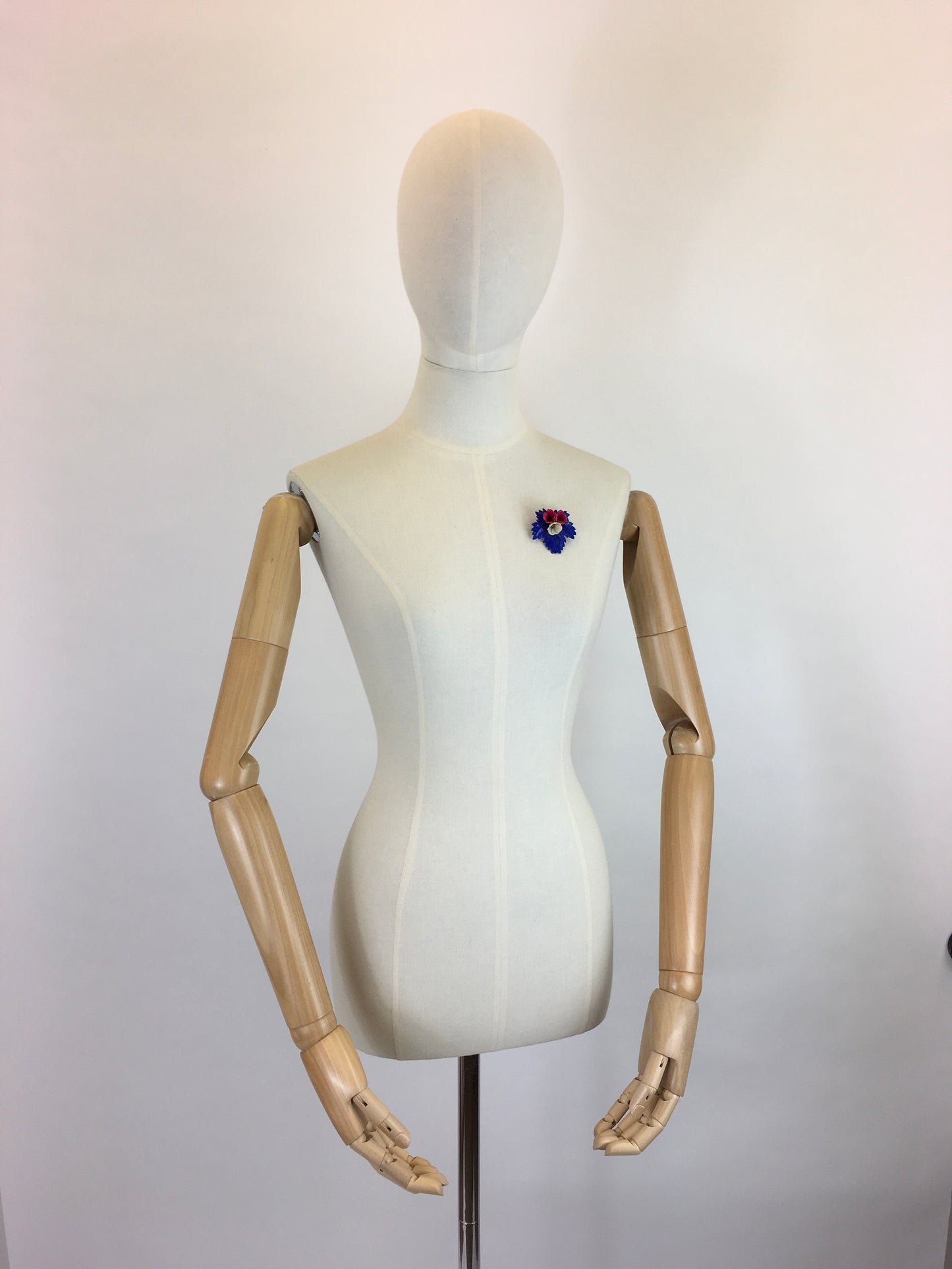 Original 1940’s Celluloid Floral and Leaf Brooch - In Blue, Pink and Cream