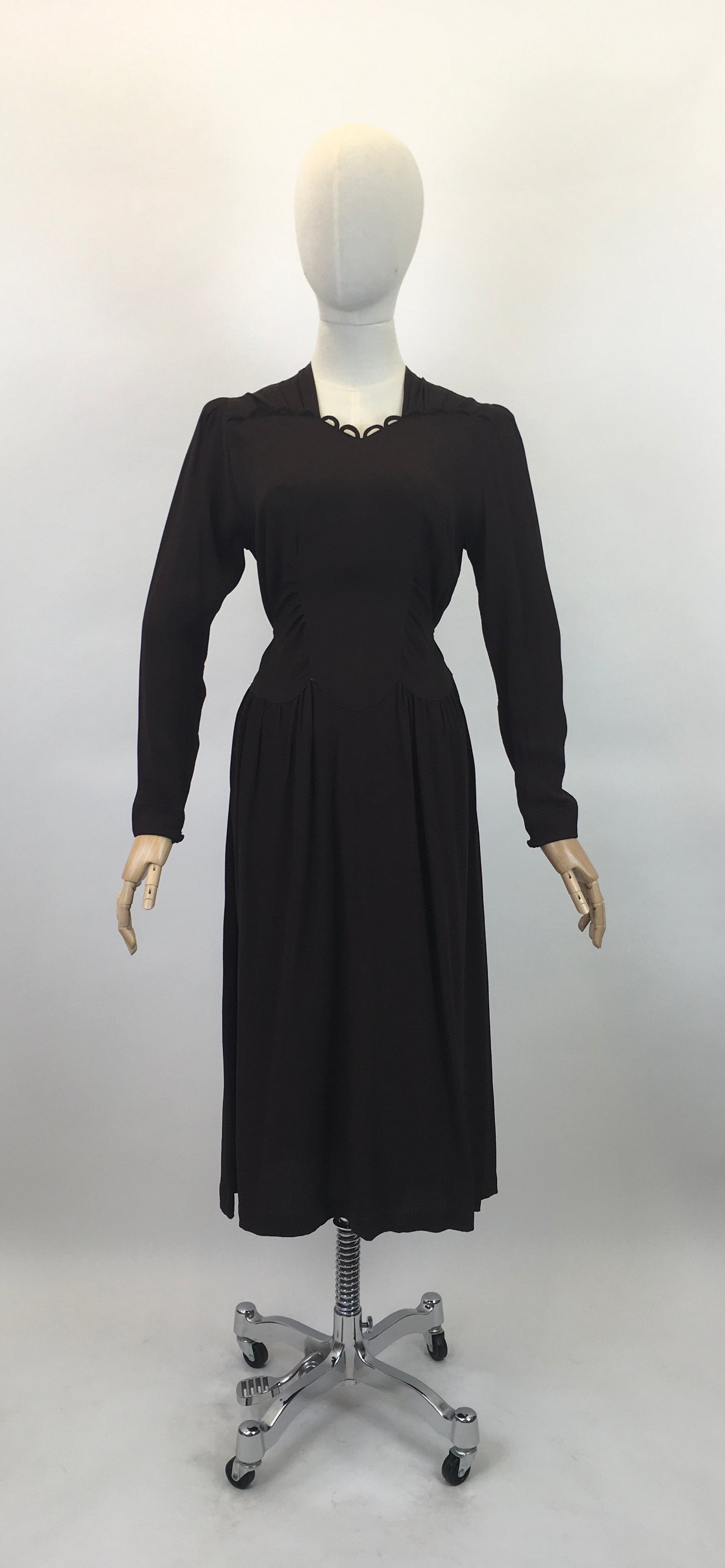 Original 1940's Sublime ' Mary Browne' CC41 Crepe Dress - In A Warming Brown with Roulette Loop Detailing