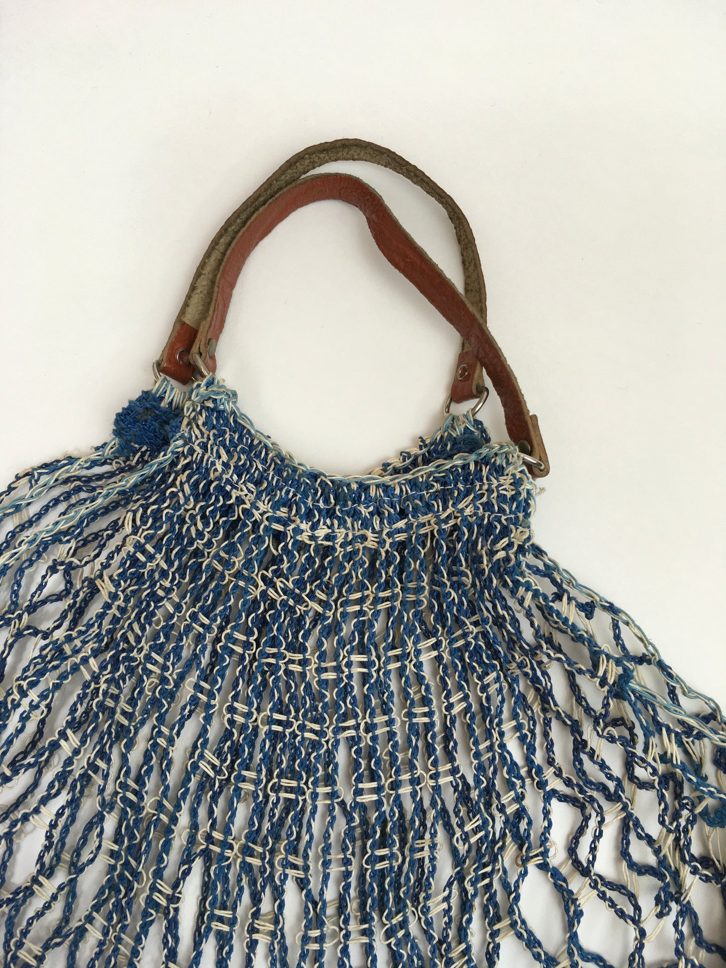 Original 1930’s / 1940’s Blue and White String Bag with Leather Handles - A Fabulous Piece Of Nostalgia