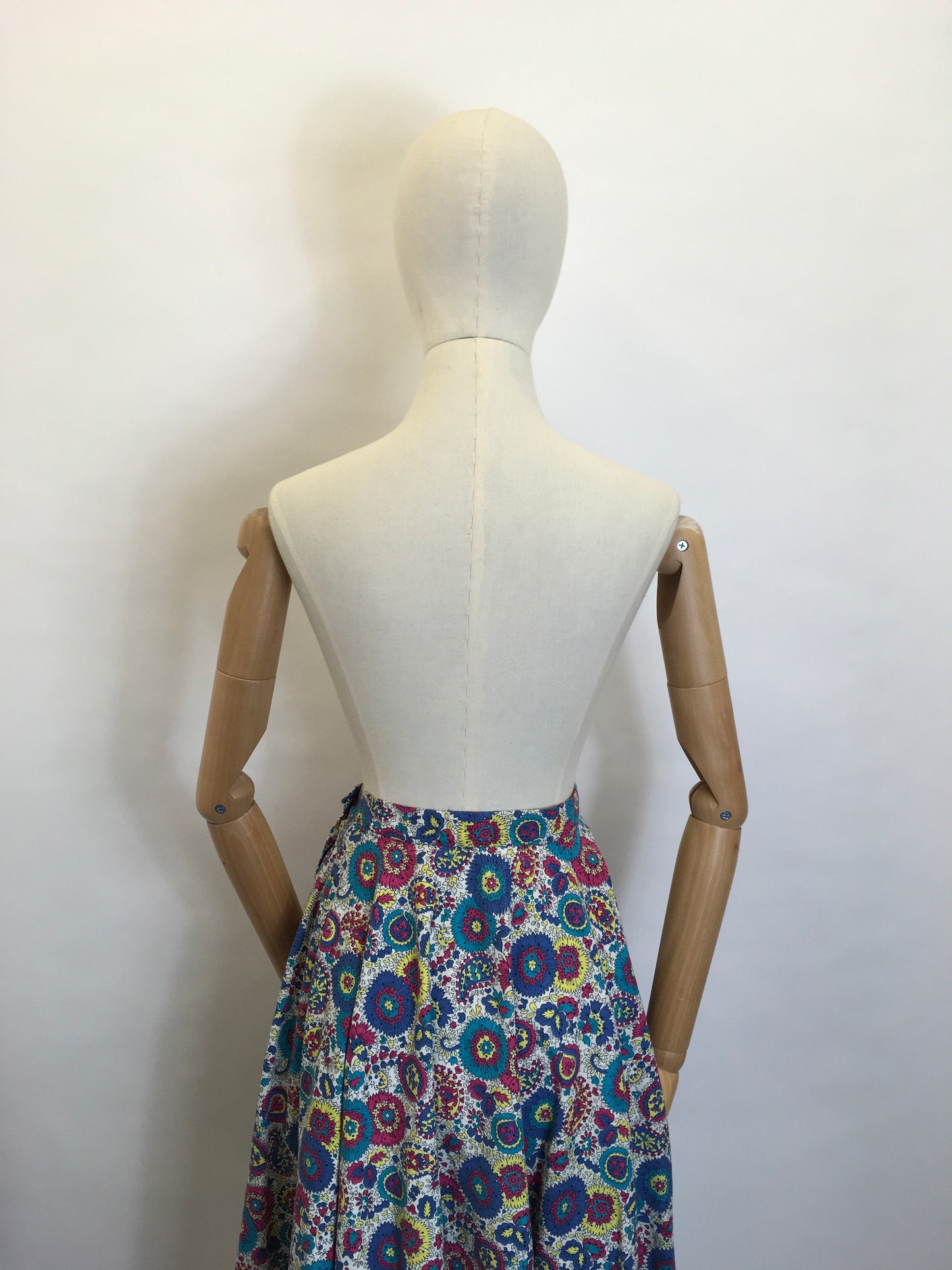 Original 1950's ' St. Michael ' Skirt - Made From A Beautiful Paisley Cotton