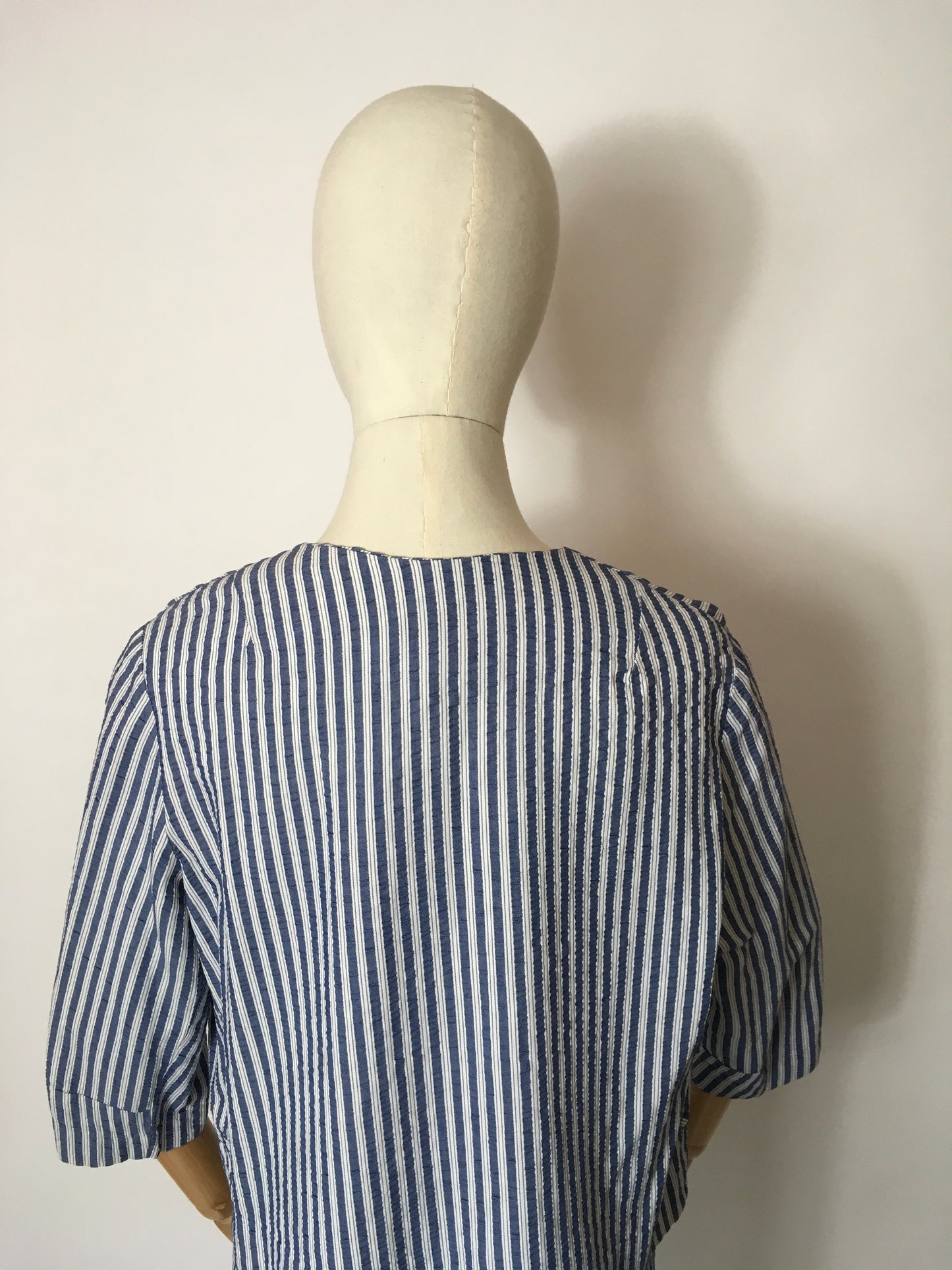 Original 1950s Summer Suit In a lovely Lightweight Seersucker fabric - Blue & White Stripes