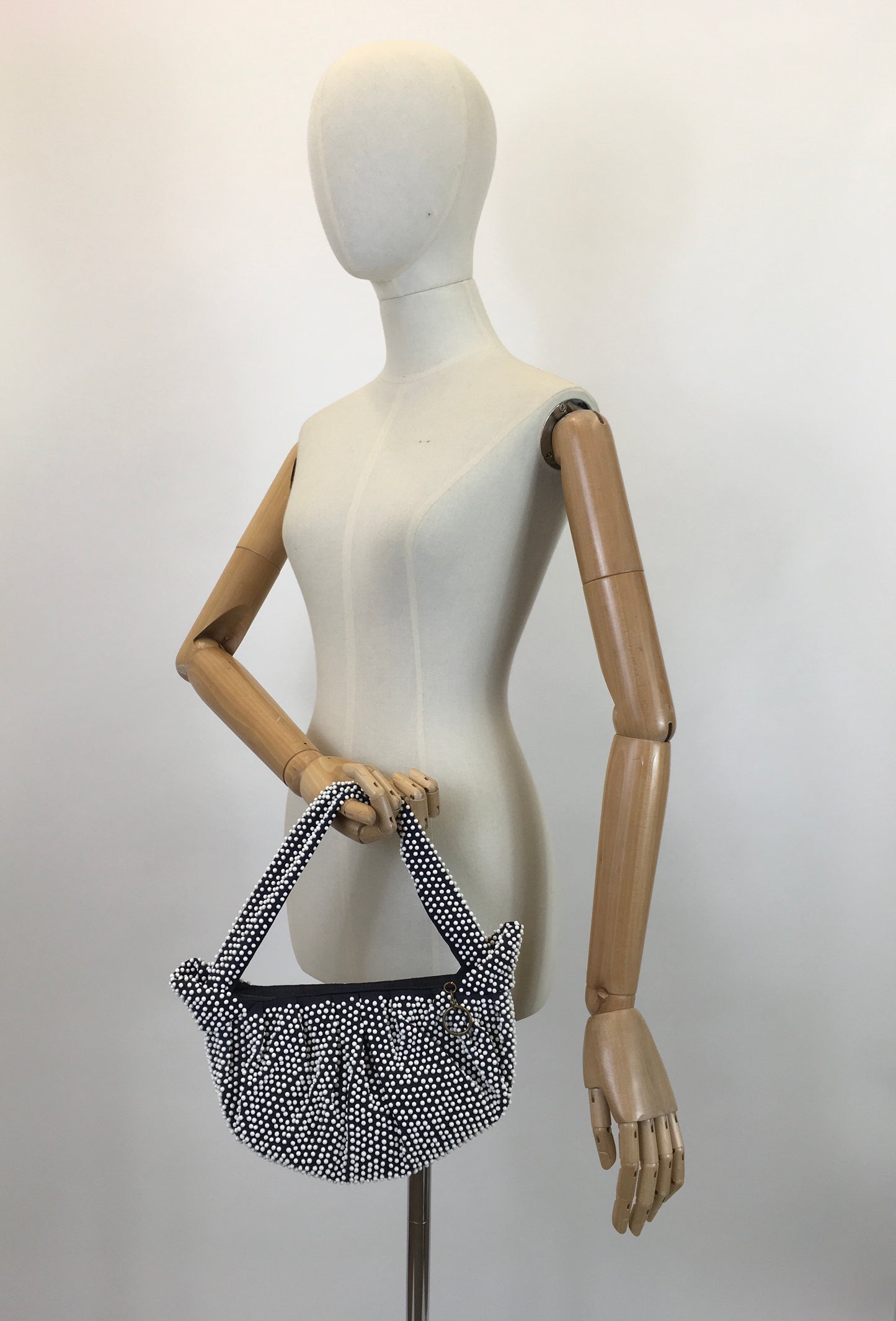 Original Late 1940's Early 1950's Fabulous Handbag - In Classic Navy & White