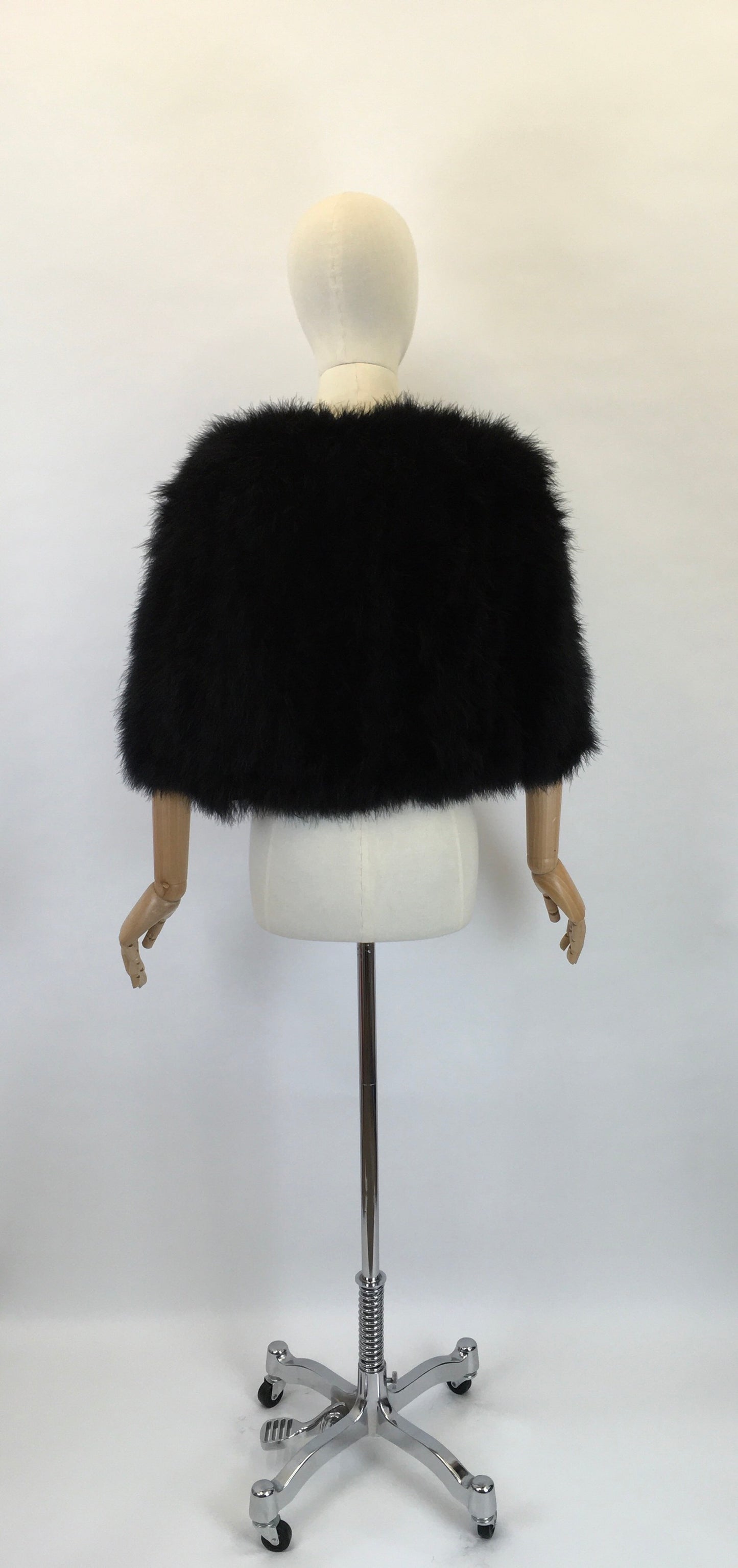Original 1930s Black Marabou Feather Capelet - Made By ‘ Springfield Made In England ‘