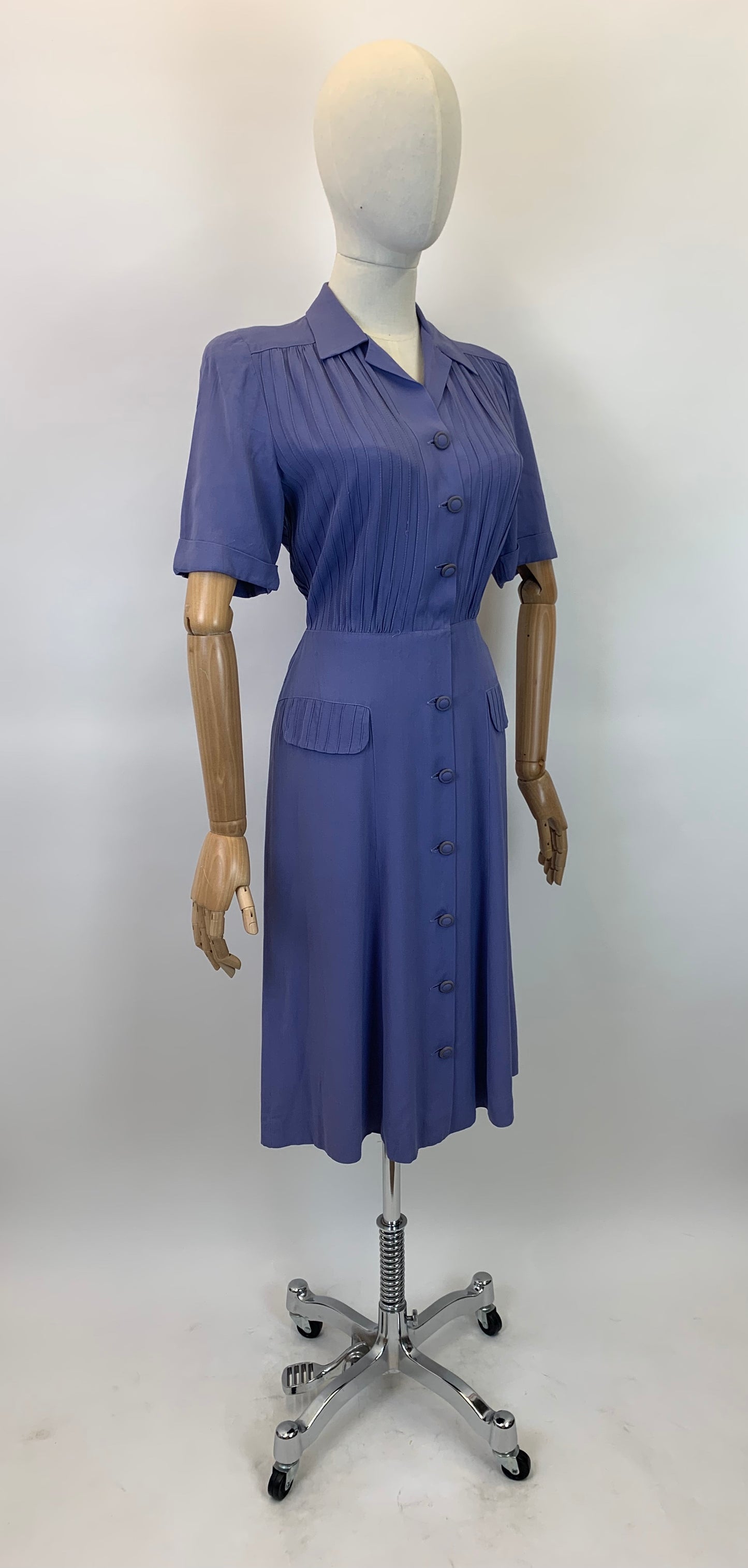 Original 1940's Darling Day Dress - With Delightful Pleatwork in Periwinkle