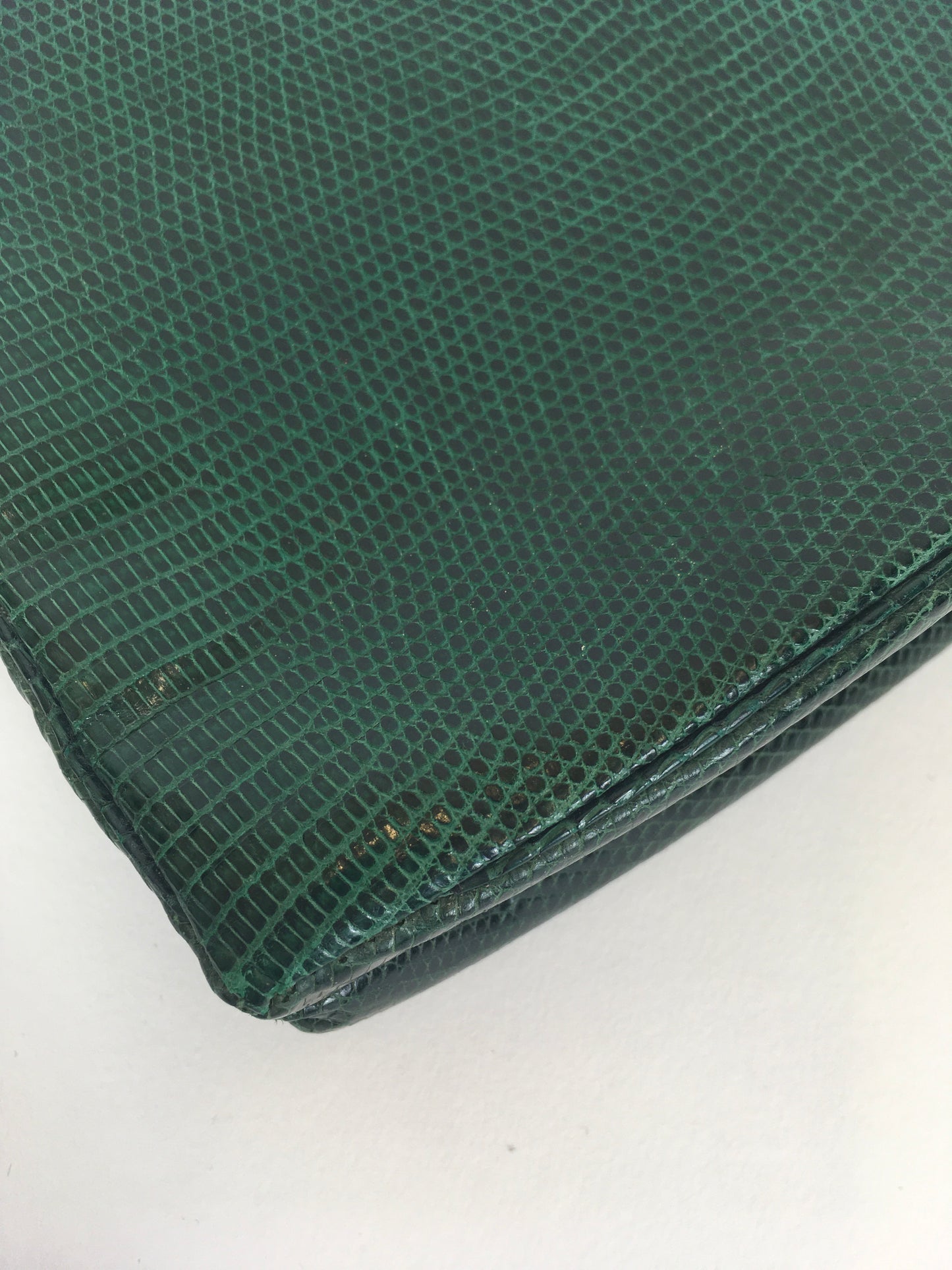 Original 1930’s Green Skin Handbag - In A Fabulous Art Deco Shape