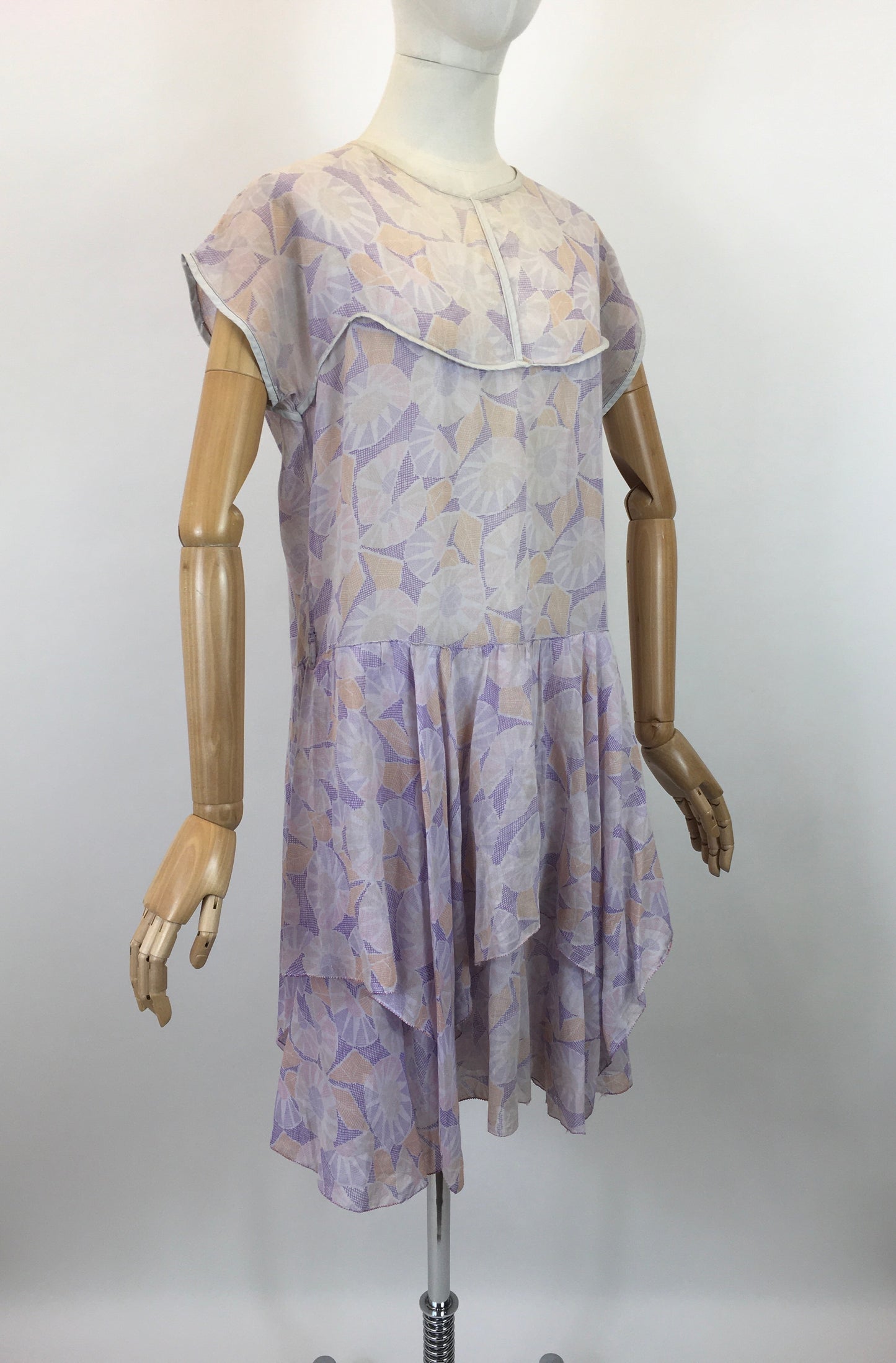 Original 1920's Charming Cotton Lawn Day Dress - In Deco Pastels of Lilacs, Pinks & Orange