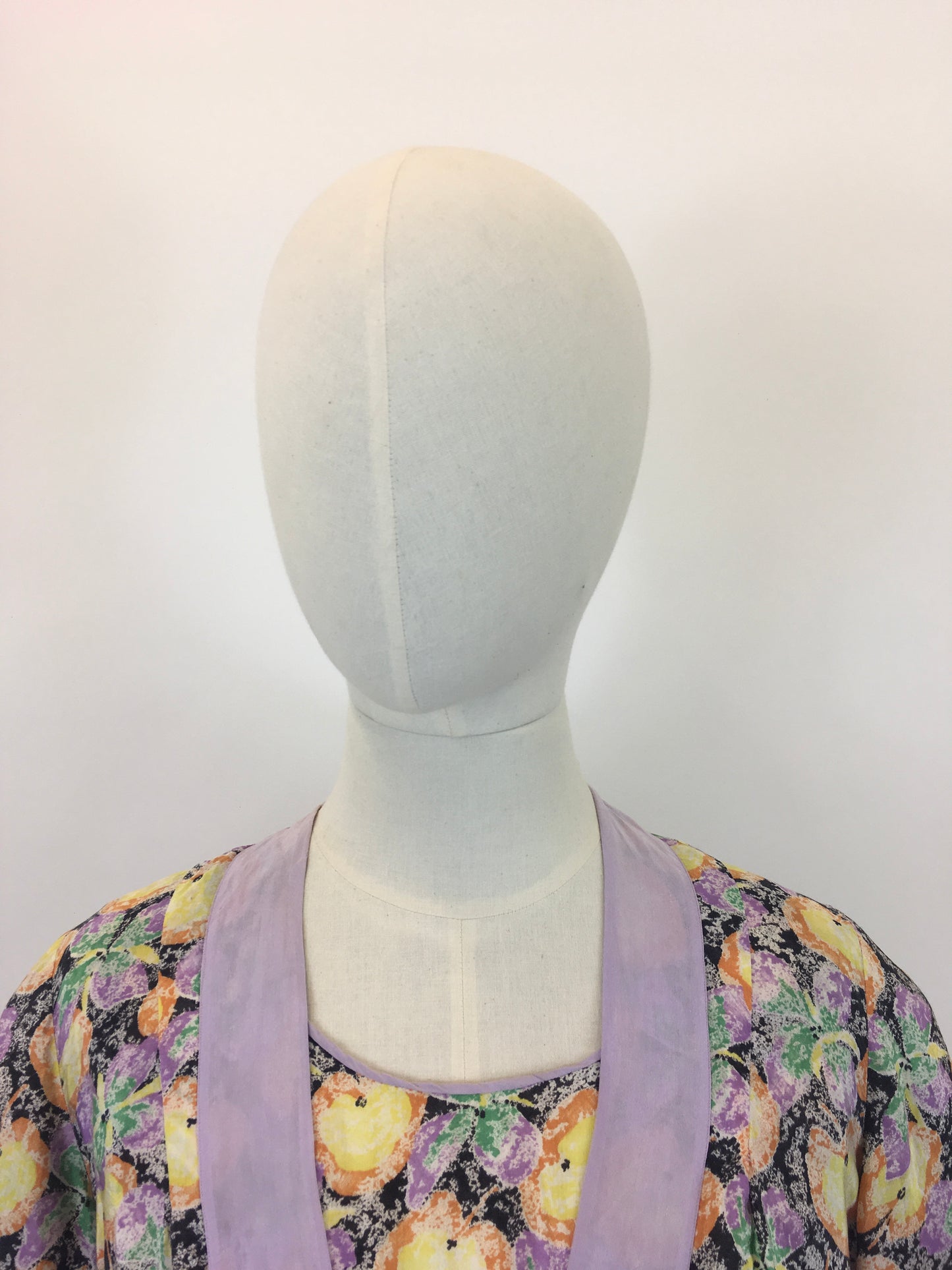 Original 1930’s Sublime 3pc Beach Pyjamas Set - In Powdered Lilac & Fruit Print Silk