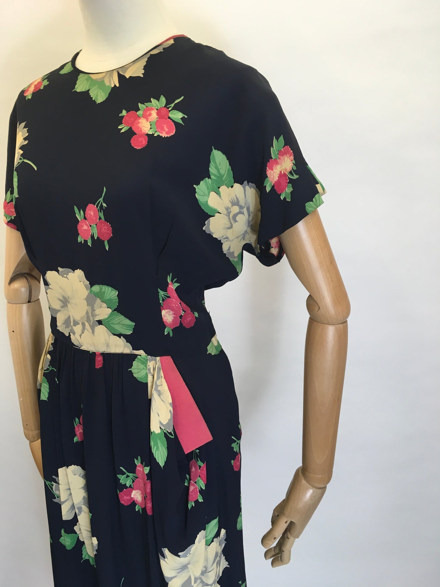 Original 1940's Stunning Floral Rayon Dress - Darling Whimsical Colour Pallet