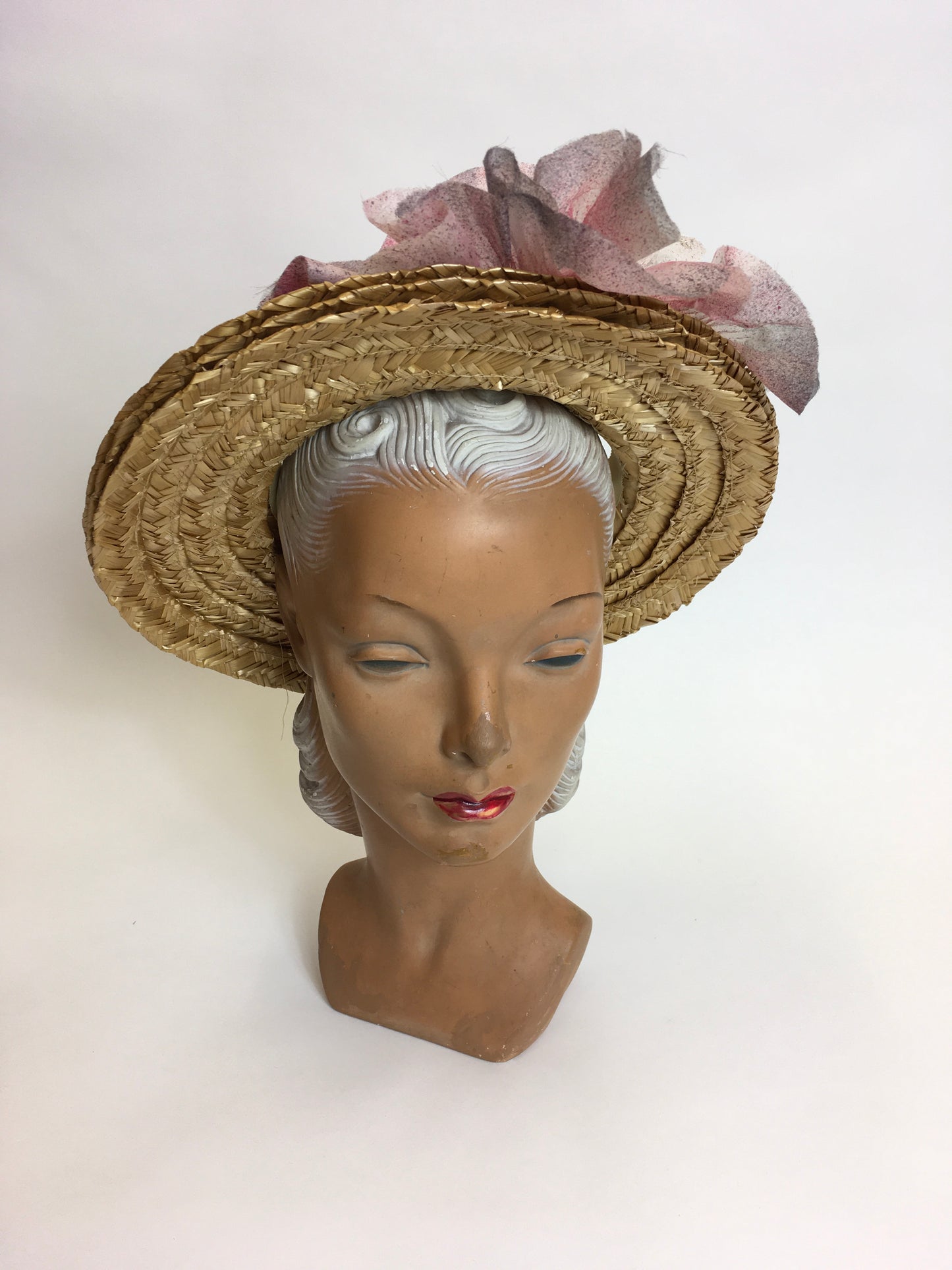 Original 1940’s Summer Open Crown Straw Hat - With Original Floral Adornment
