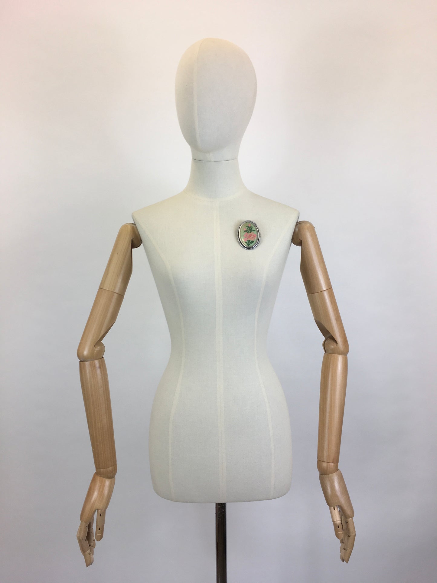 Original 1940’s / 1950’s Beautiful Floral Embroidered Brooch - In Springtime Touches of Pastel Pinks and Mint Green