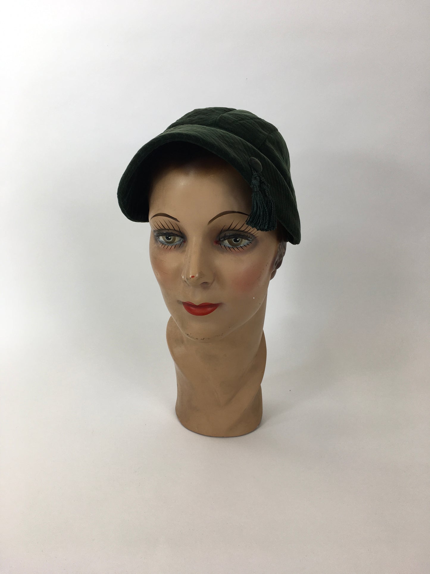 Original 1930’s Fabulous Sportswear Hat - In A Divine Rich Green Velvet with Tassel