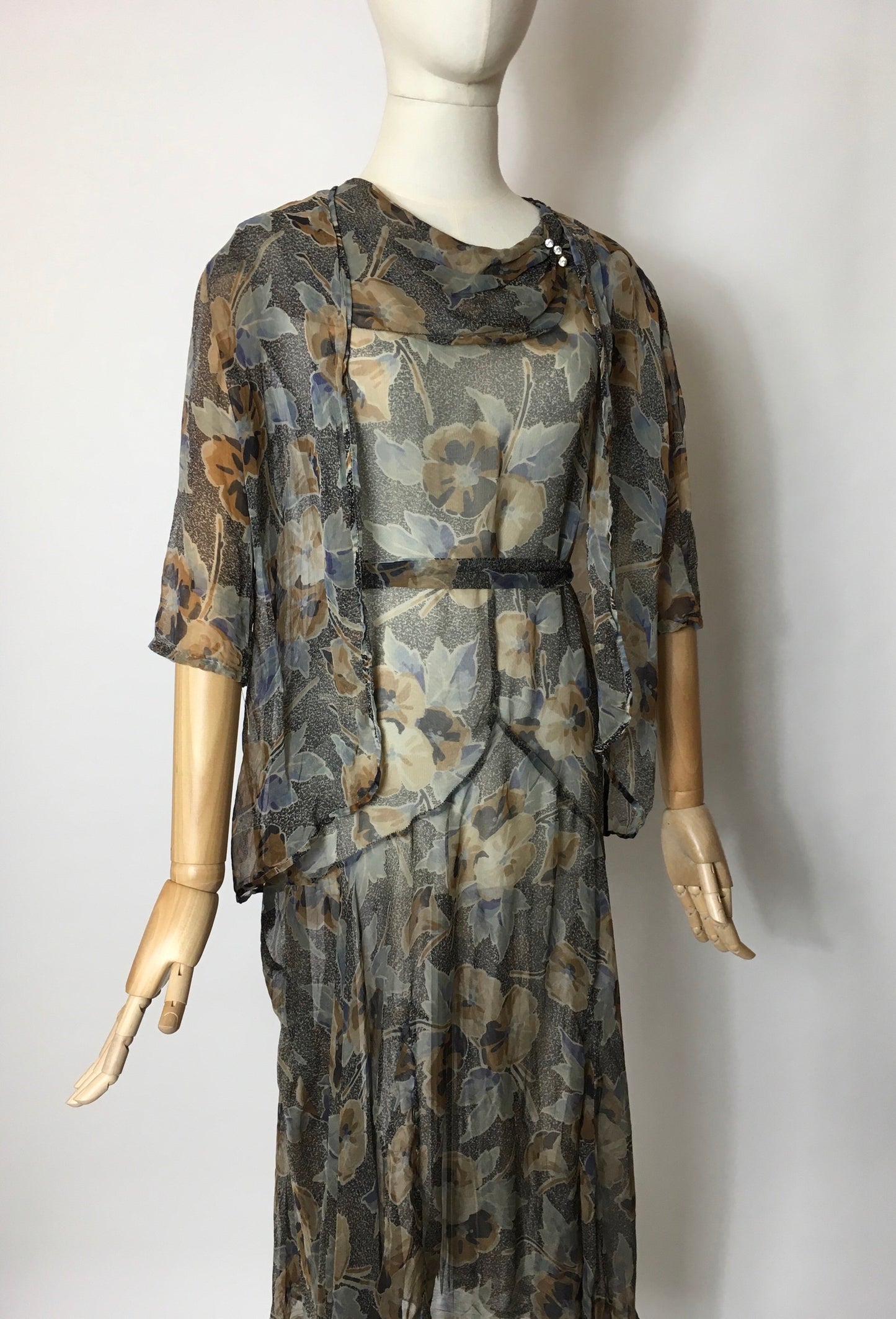Original 1930’s 2 Piece Dress & Jacket Set in Stunning Deco Pallet - A Festival Of Vintage Fashion Show Exclusive