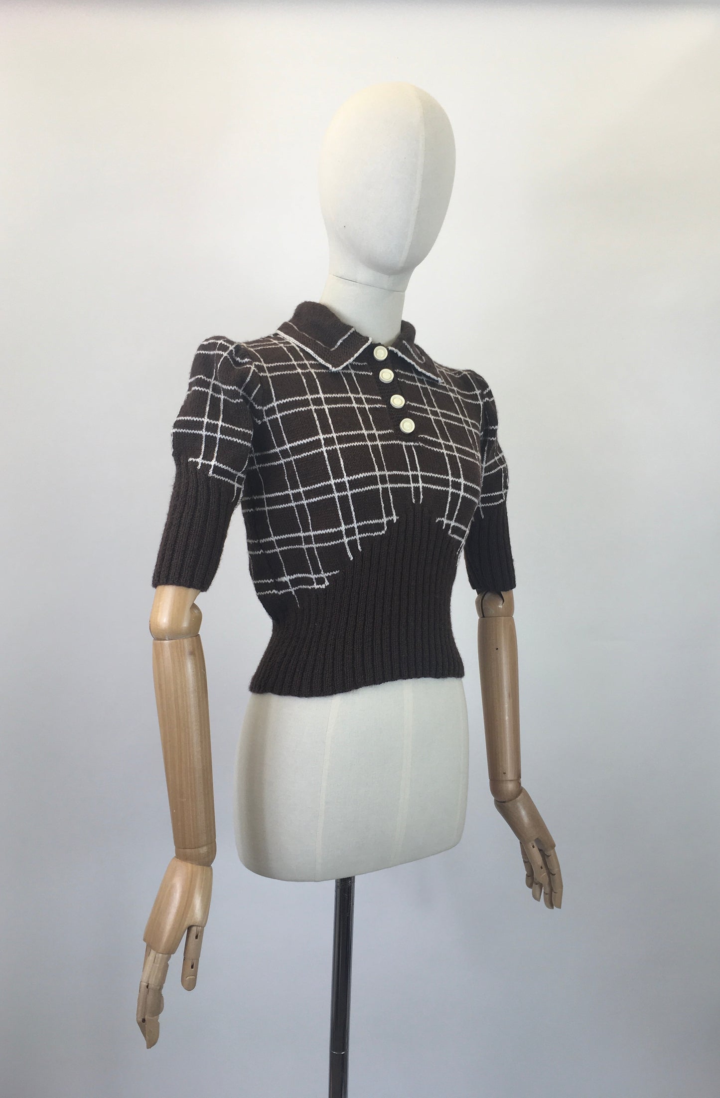 Hand Knit - Original 1940’s Reproduction Knitwear by Linda Boddison