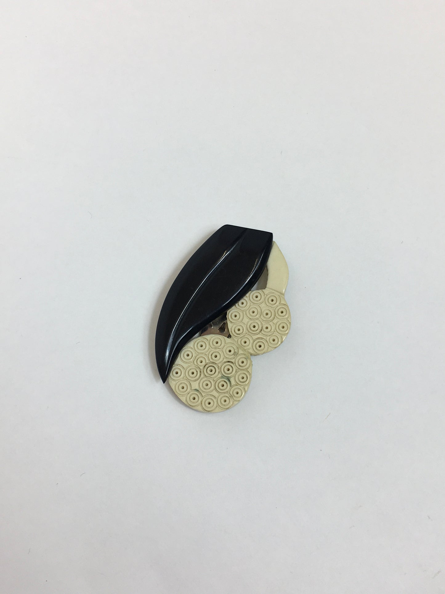 Original 1920's / 1930's Art Deco Dress Clip - In Iconic Cream and Black Colourway