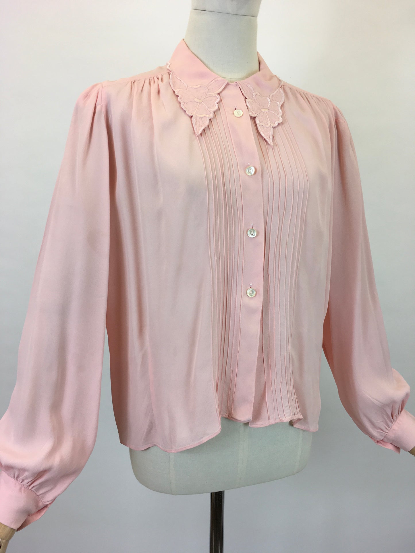 Original 1940’s Utility CC41 Crepe Blouse - In A Beautiful Soft Powder Pink