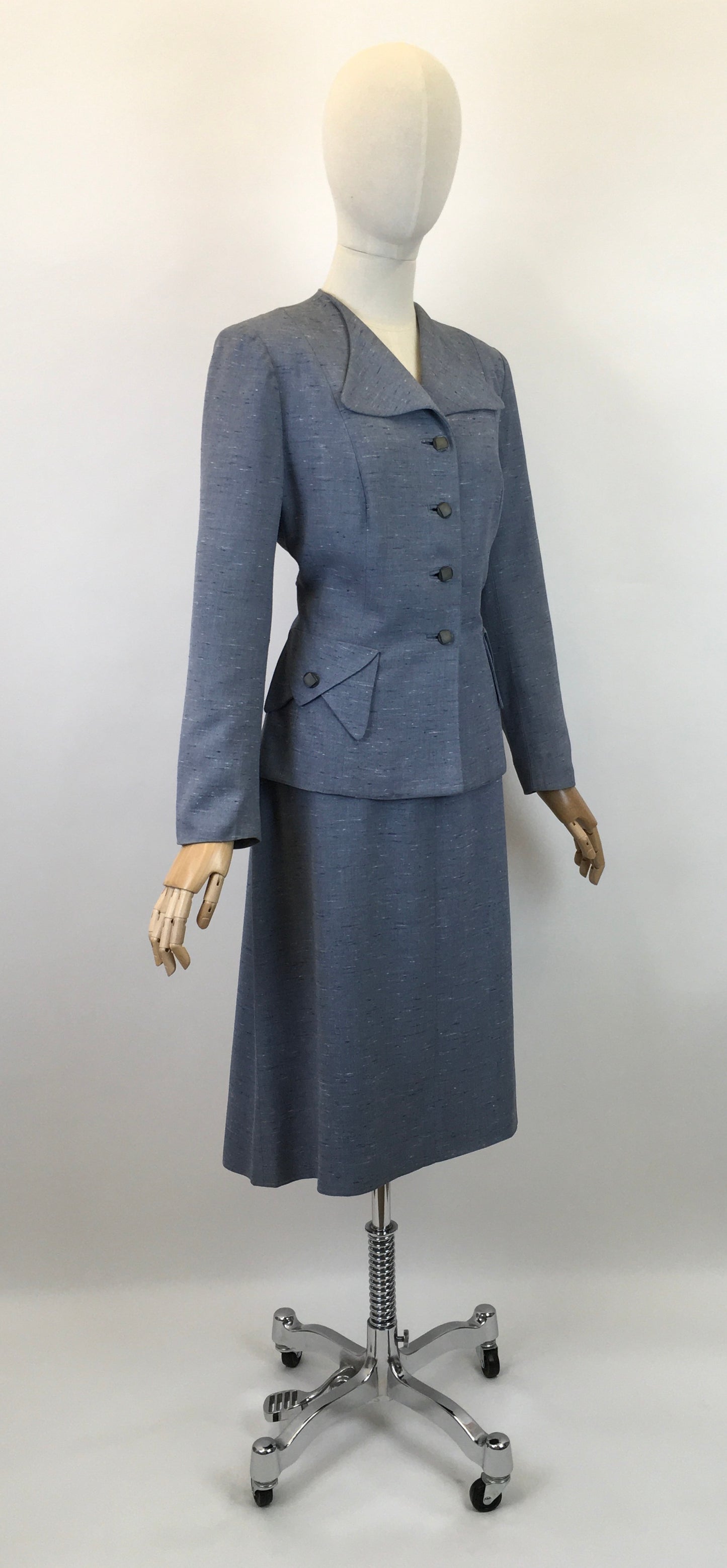 Original Late 1940’s early 1950’s Atomic Fleck 2pc Suit - In a Lovely Powdered Blue
